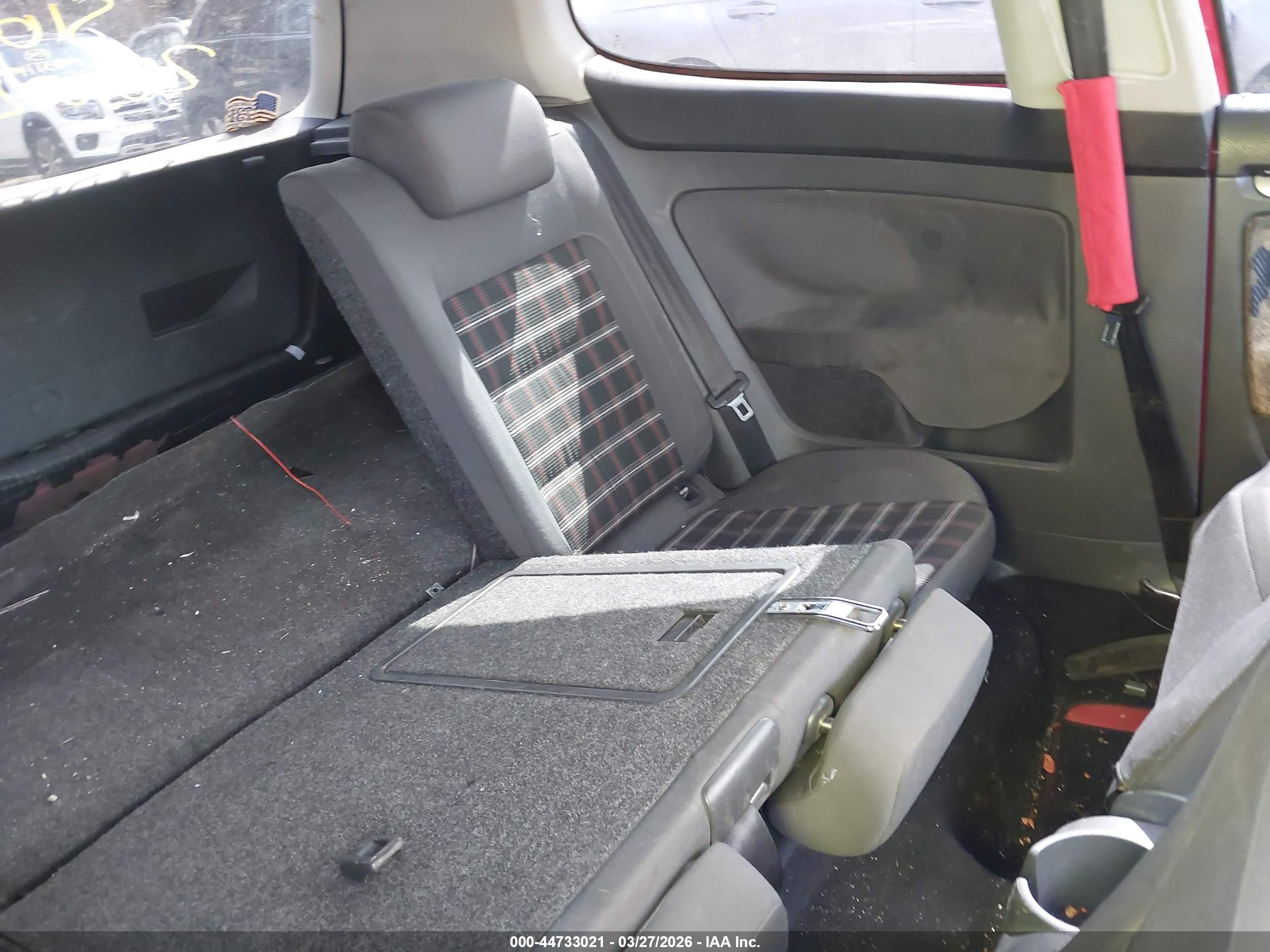 VOLKSWAGEN RABBIT image 8