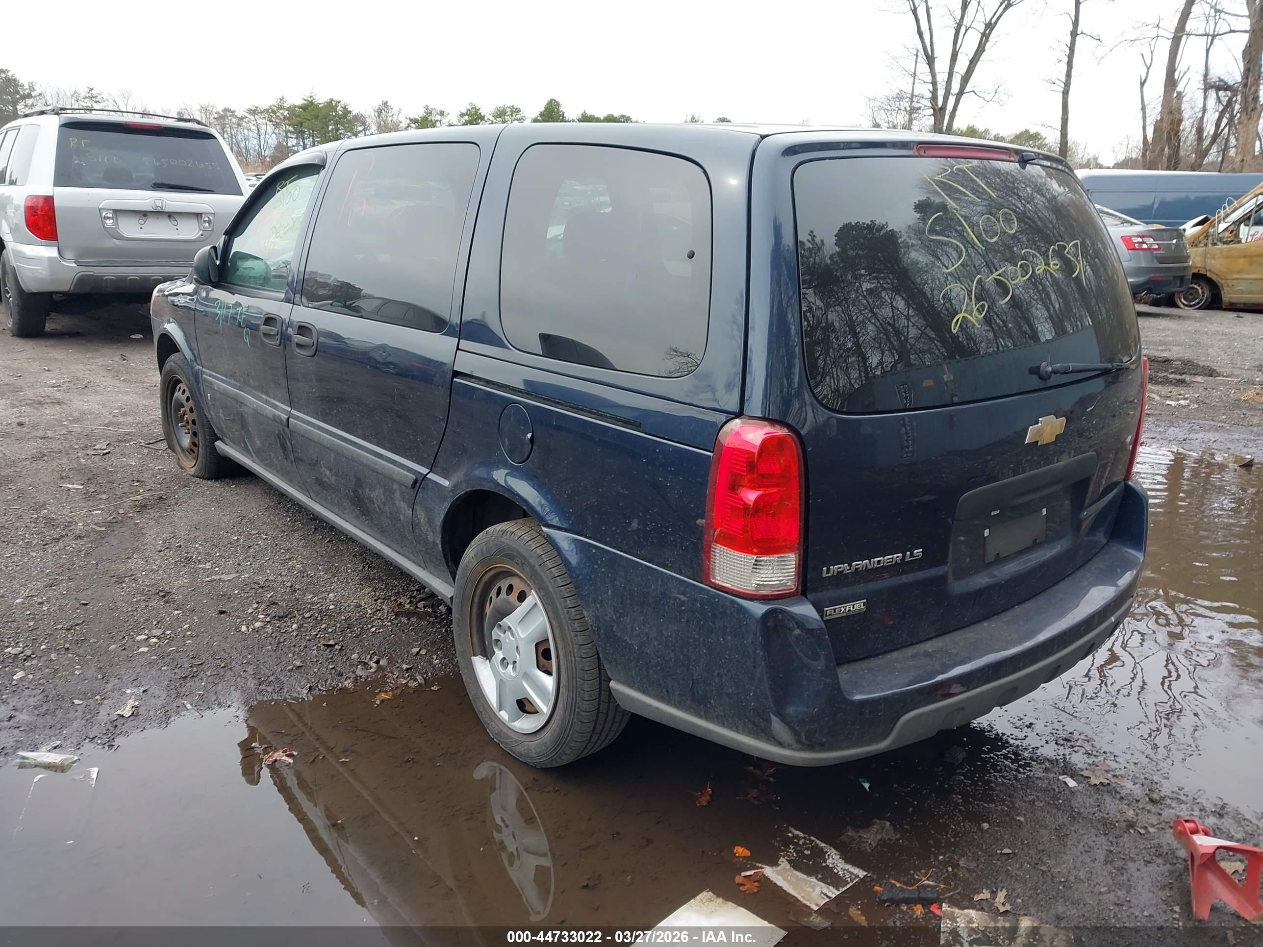 CHEVROLET UPLANDER image 3