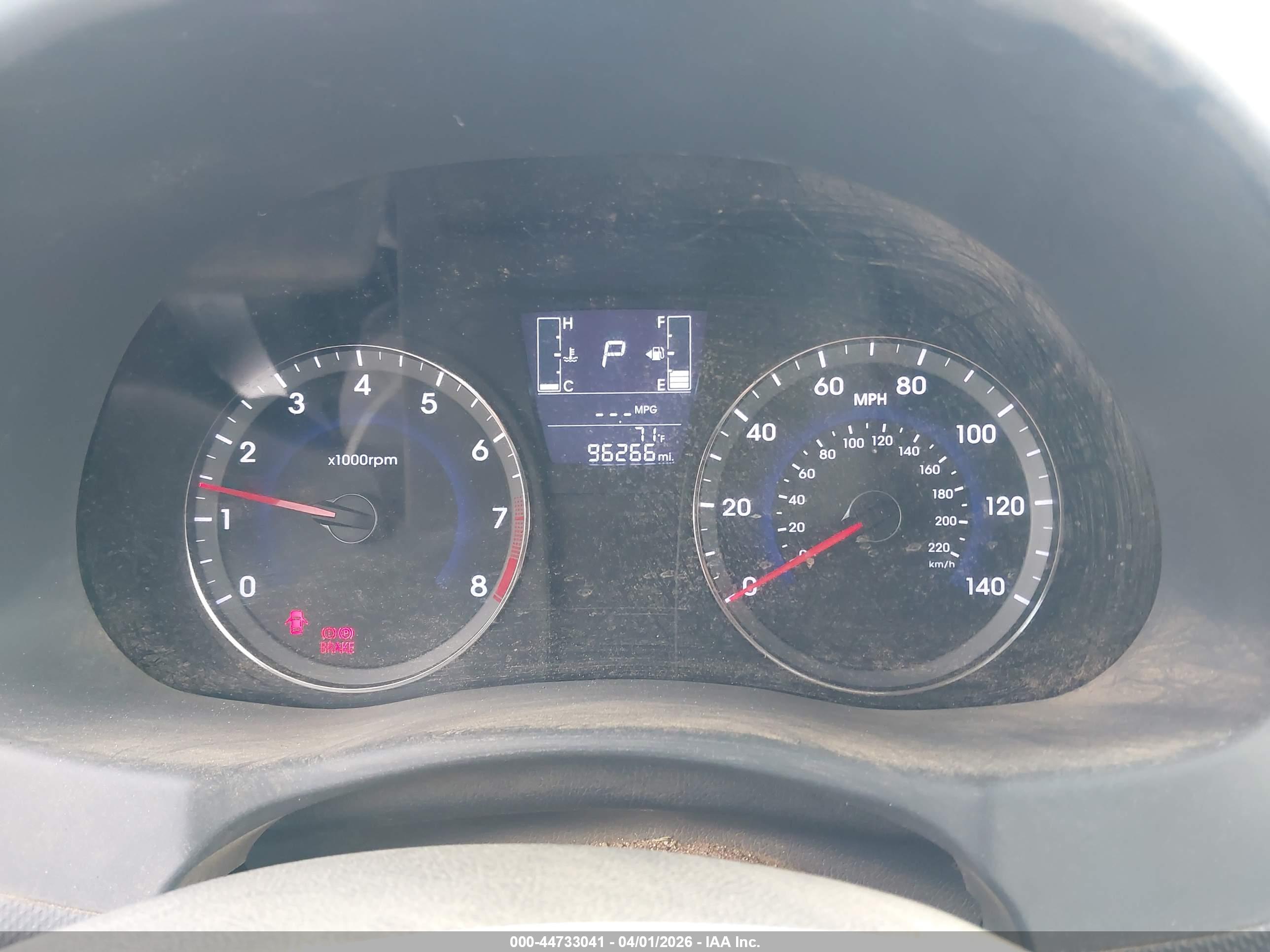 HYUNDAI ACCENT image 7
