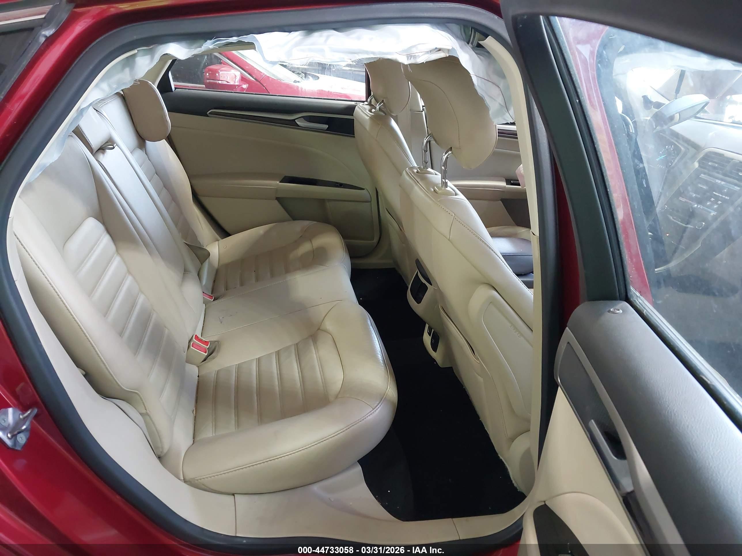 FORD FUSION image 8