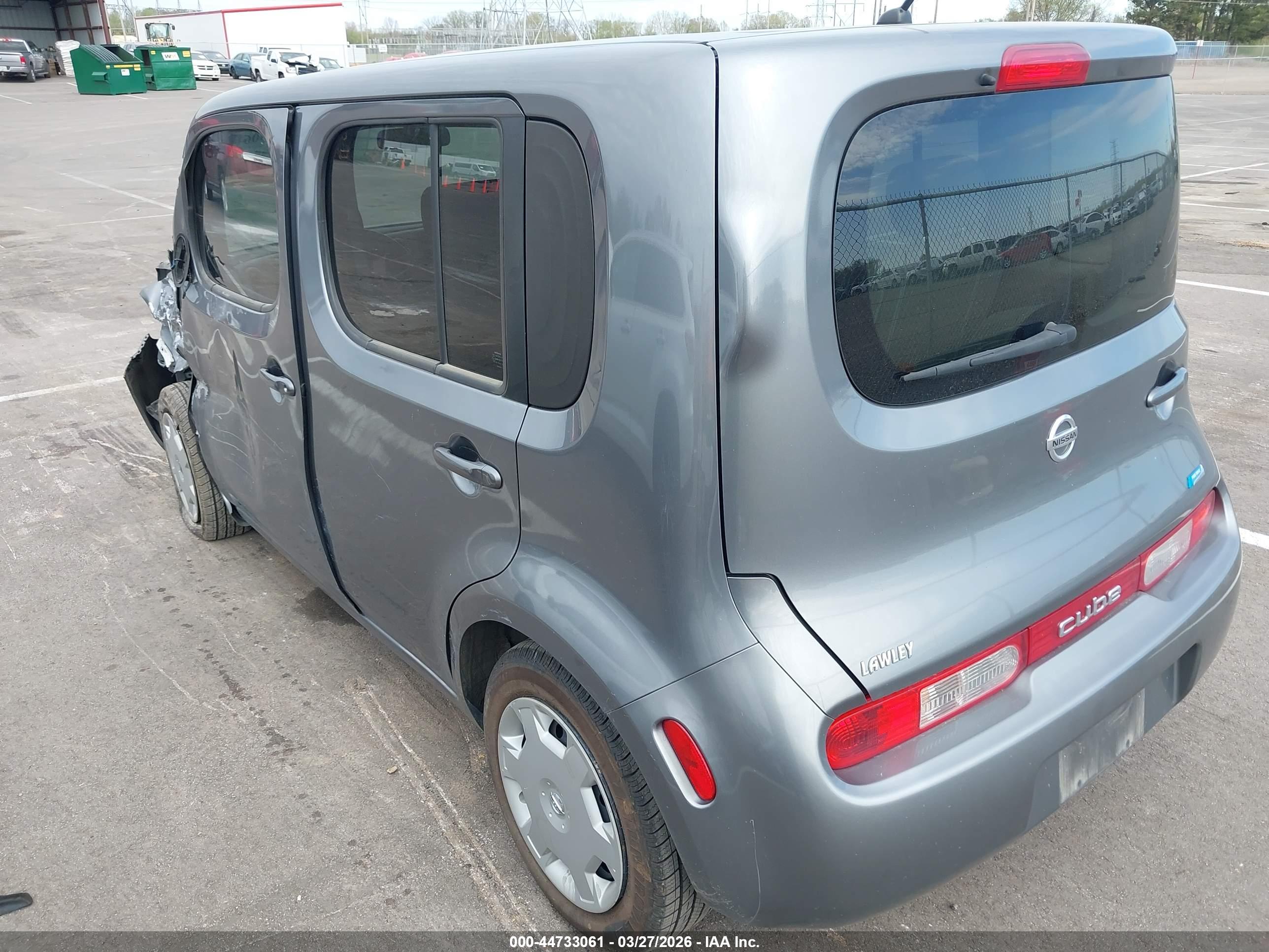 NISSAN CUBE image 3