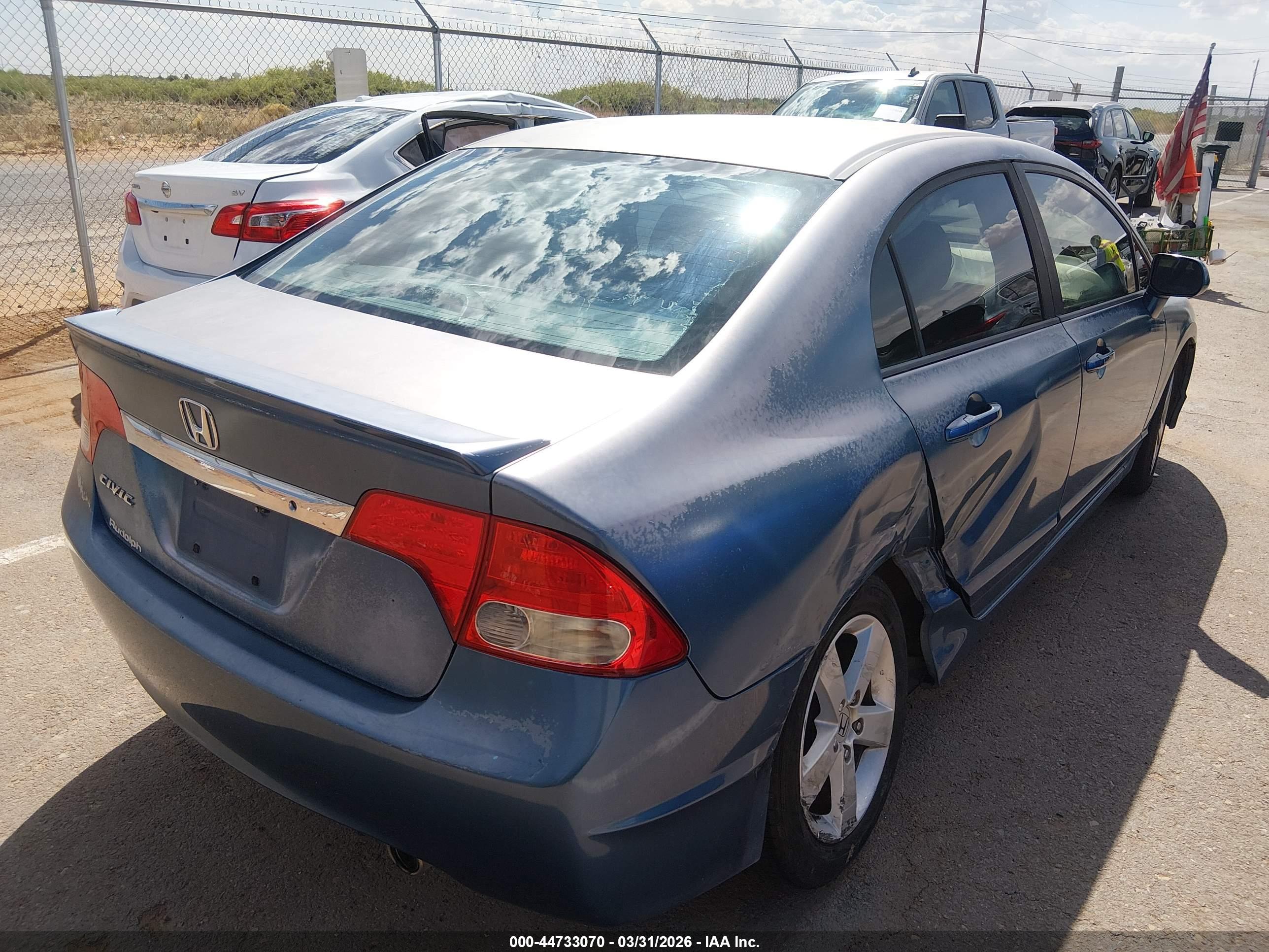 HONDA CIVIC image 4