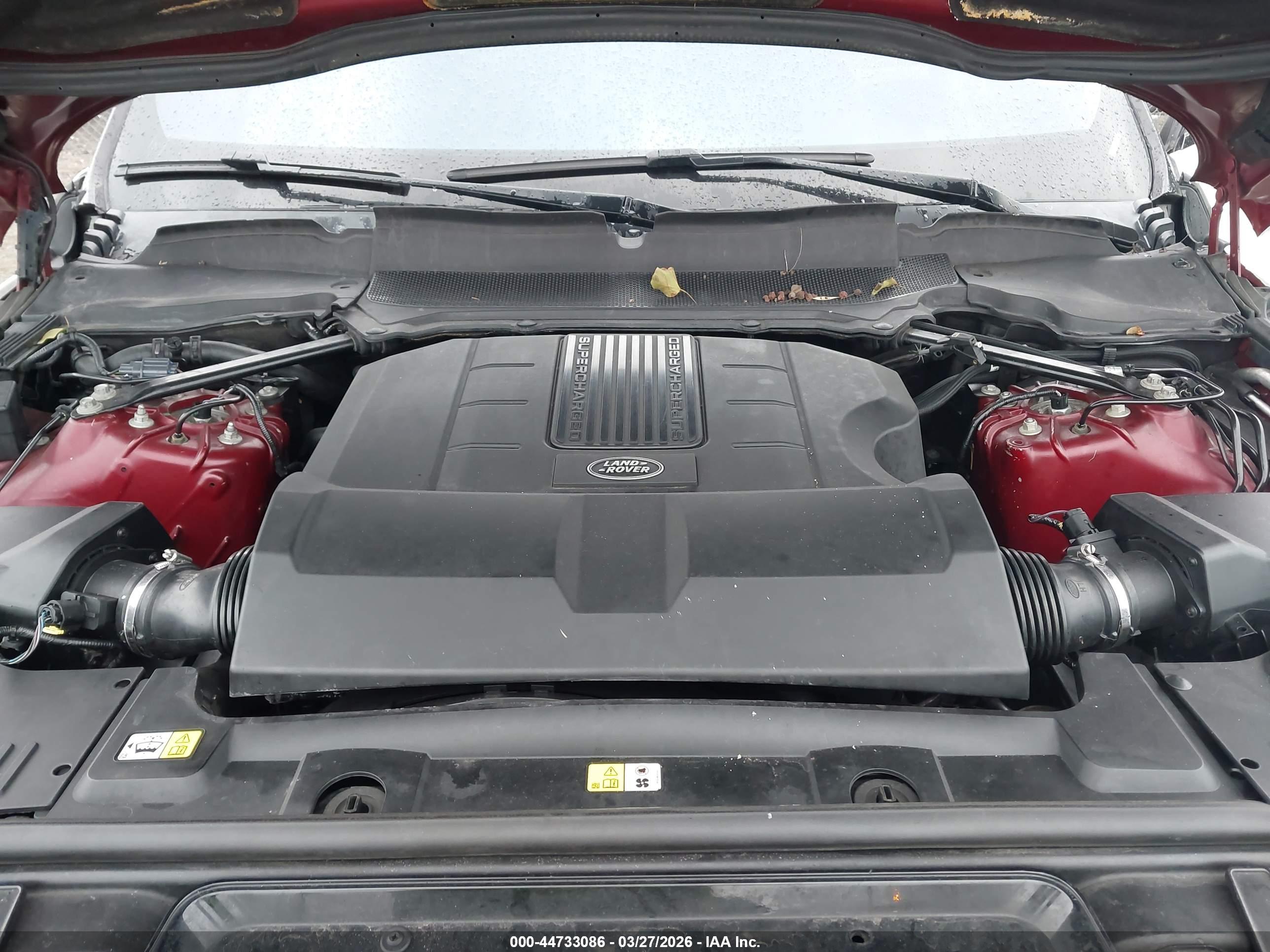 LAND ROVER image 10