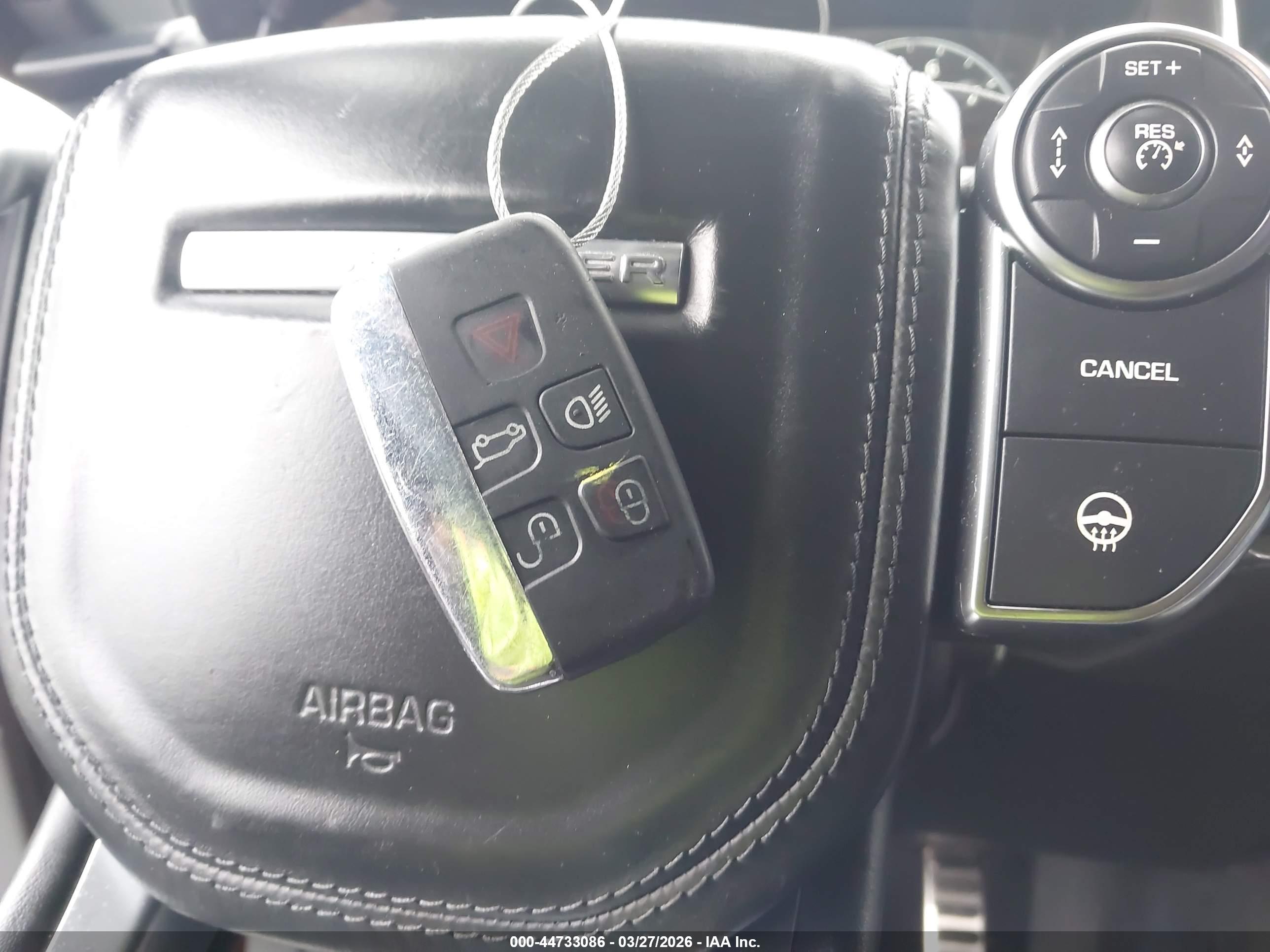 LAND ROVER image 11