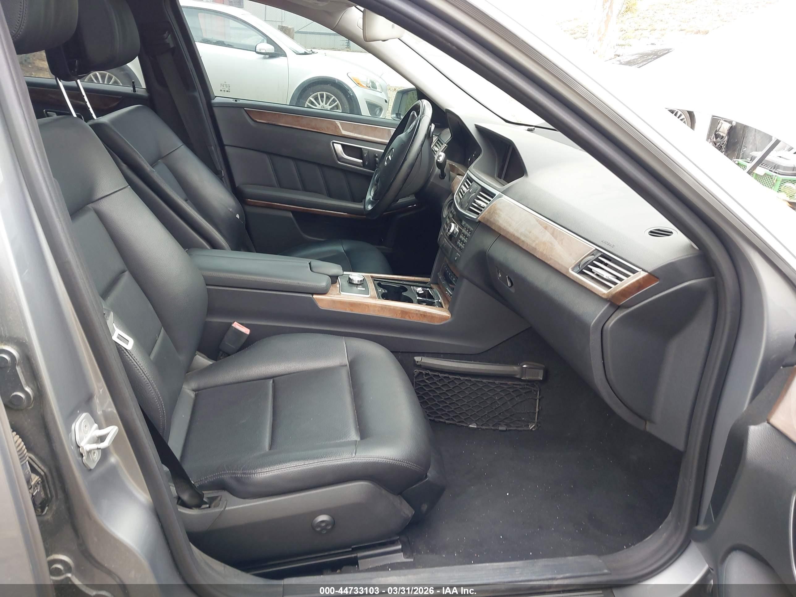 MERCEDES-BENZ E image 5