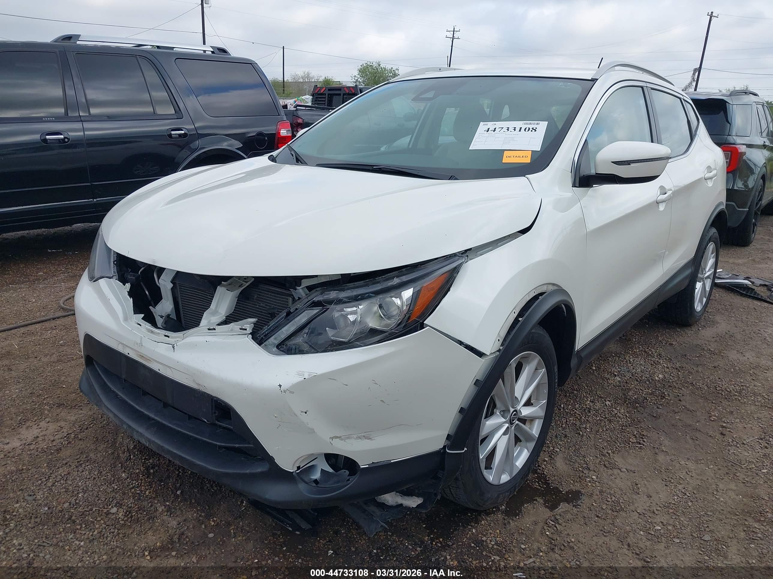 NISSAN ROGUE image 6