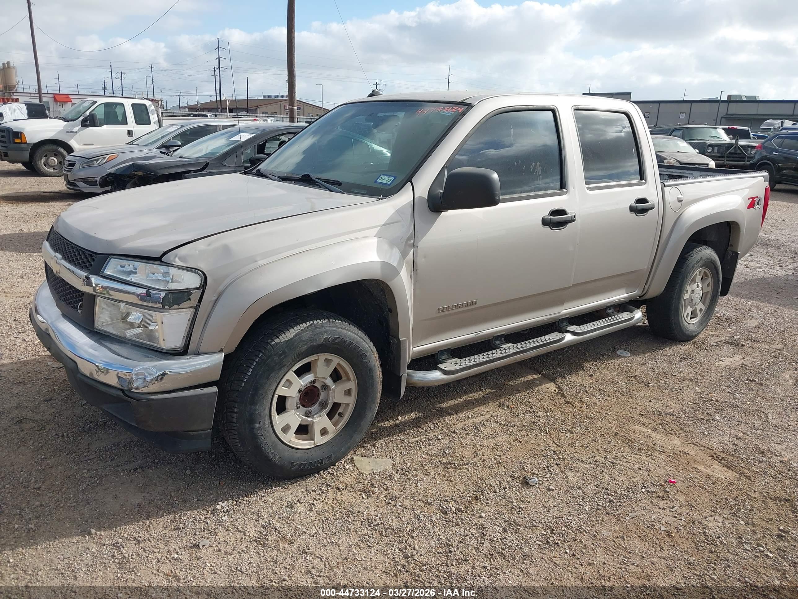 CHEVROLET COLORADO image 2