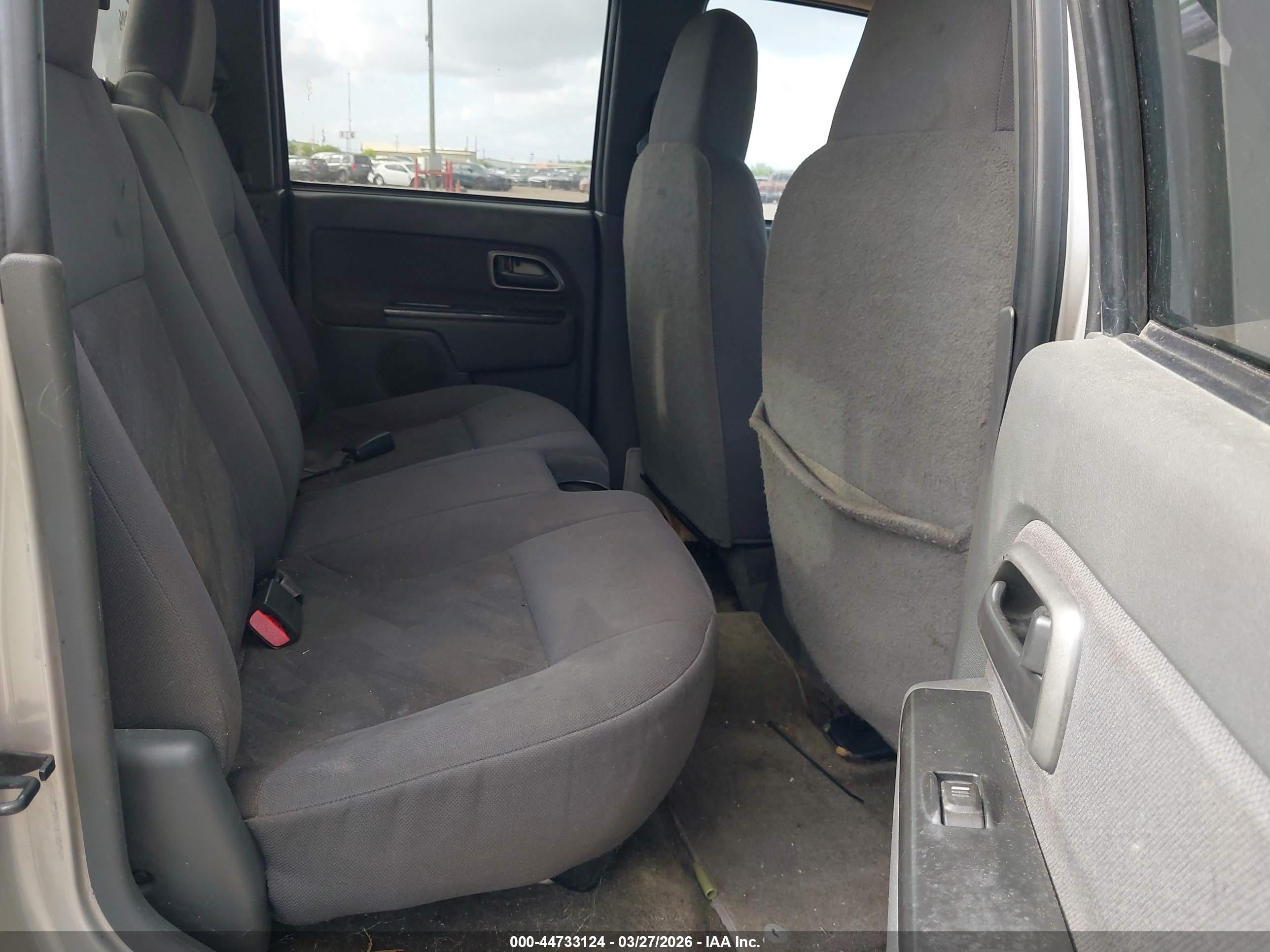 CHEVROLET COLORADO image 8
