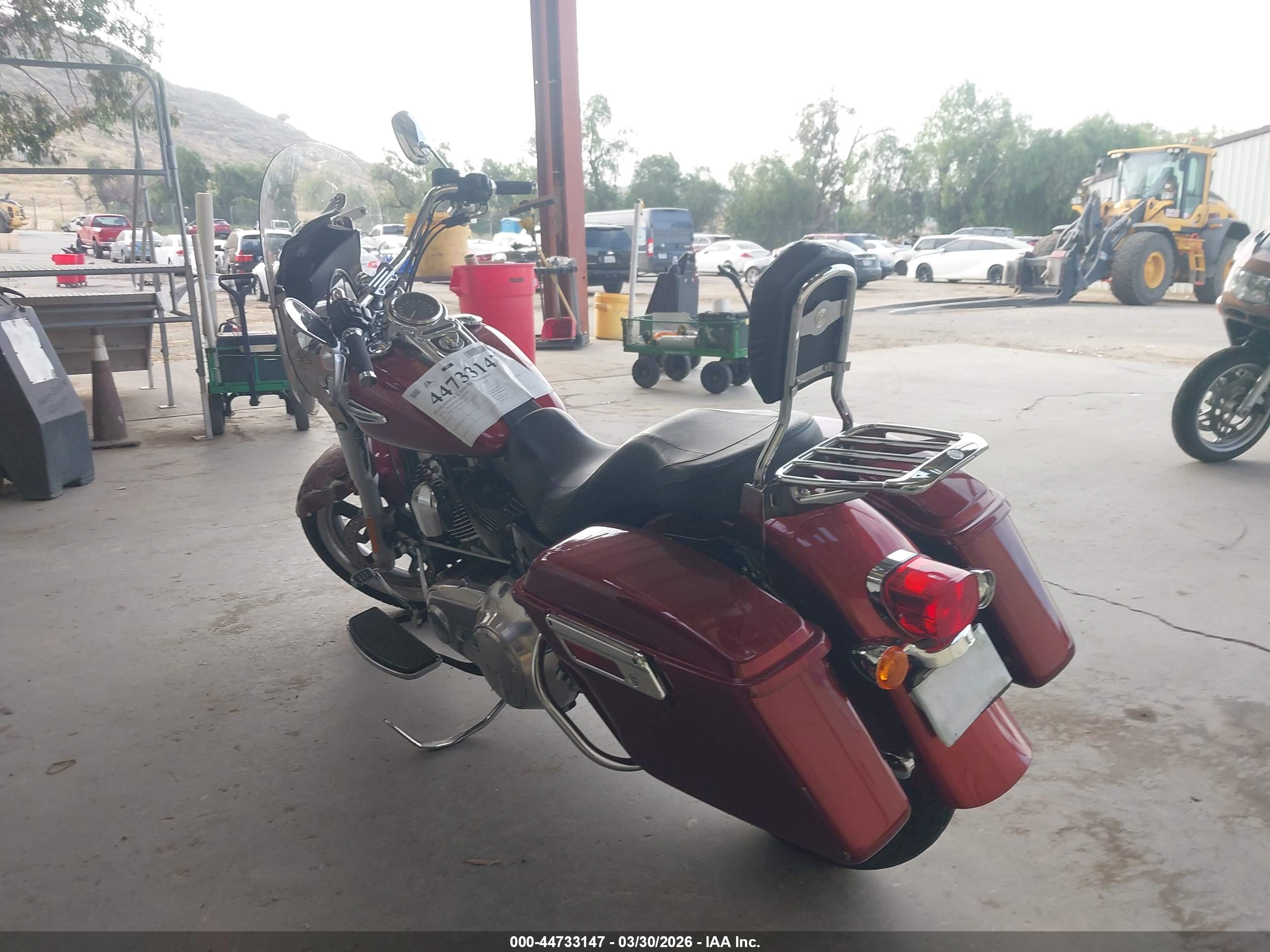 HARLEY-DAVIDSON FLD image 3