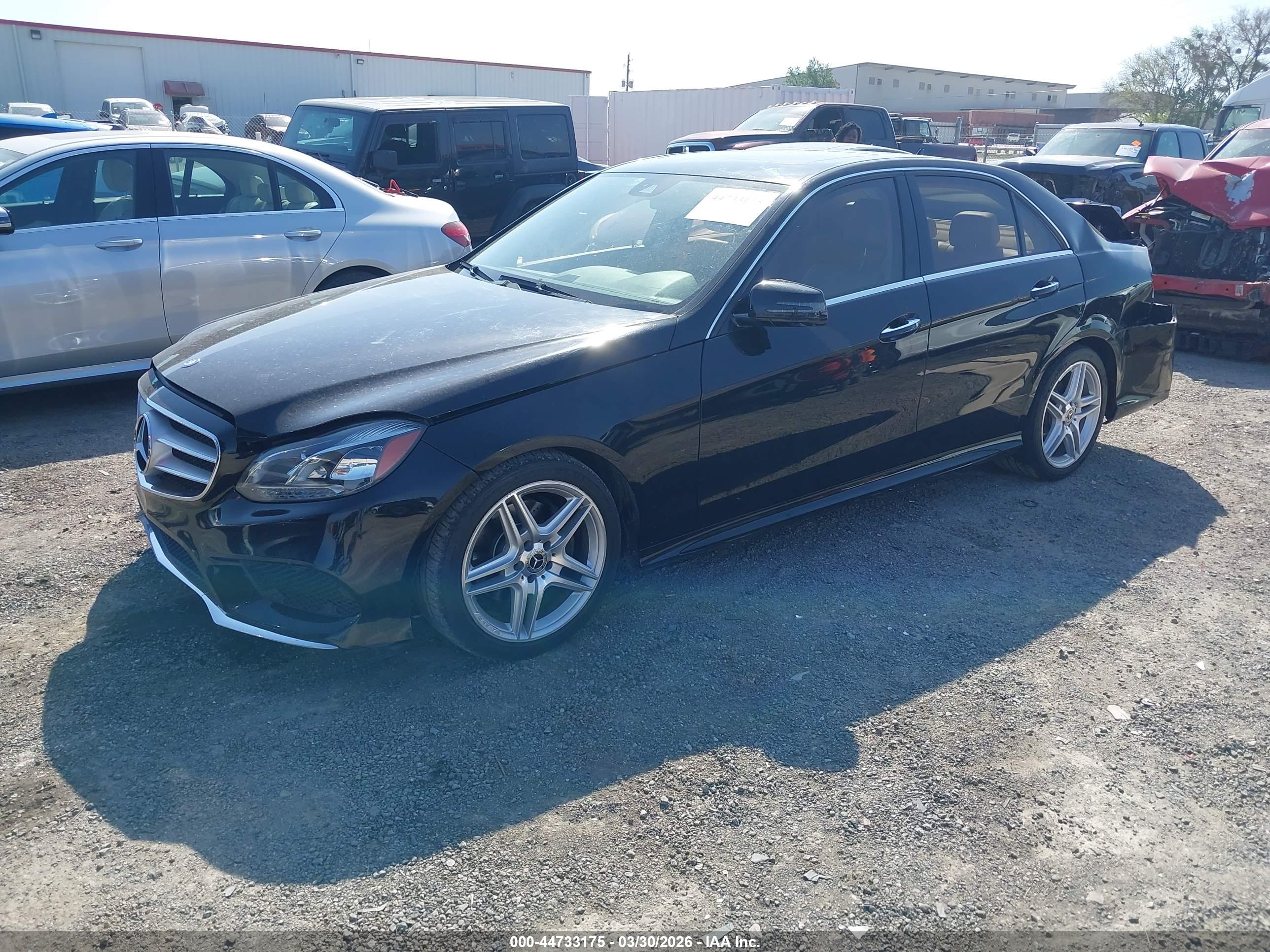 MERCEDES-BENZ E image 2