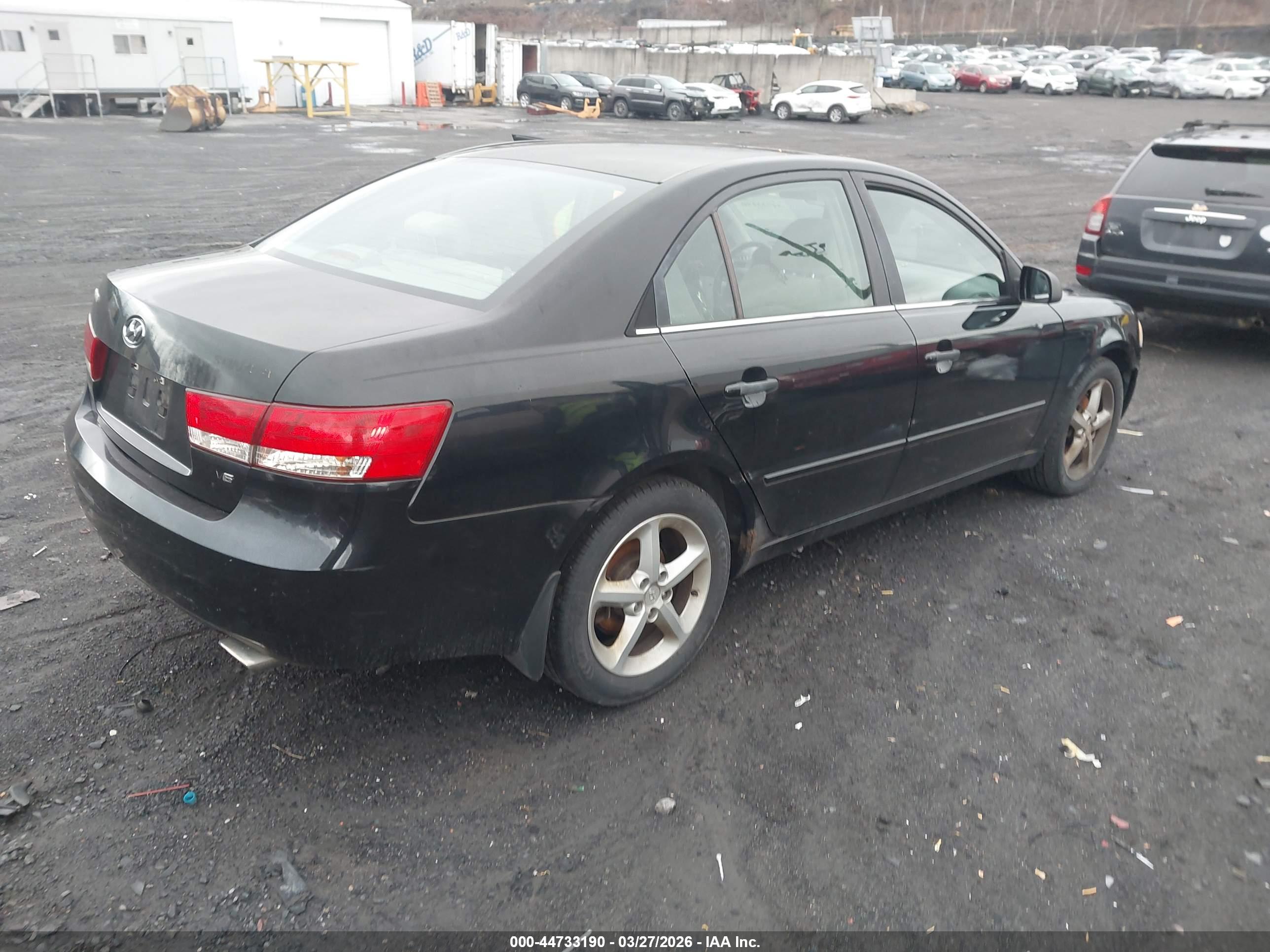 HYUNDAI SONATA image 4