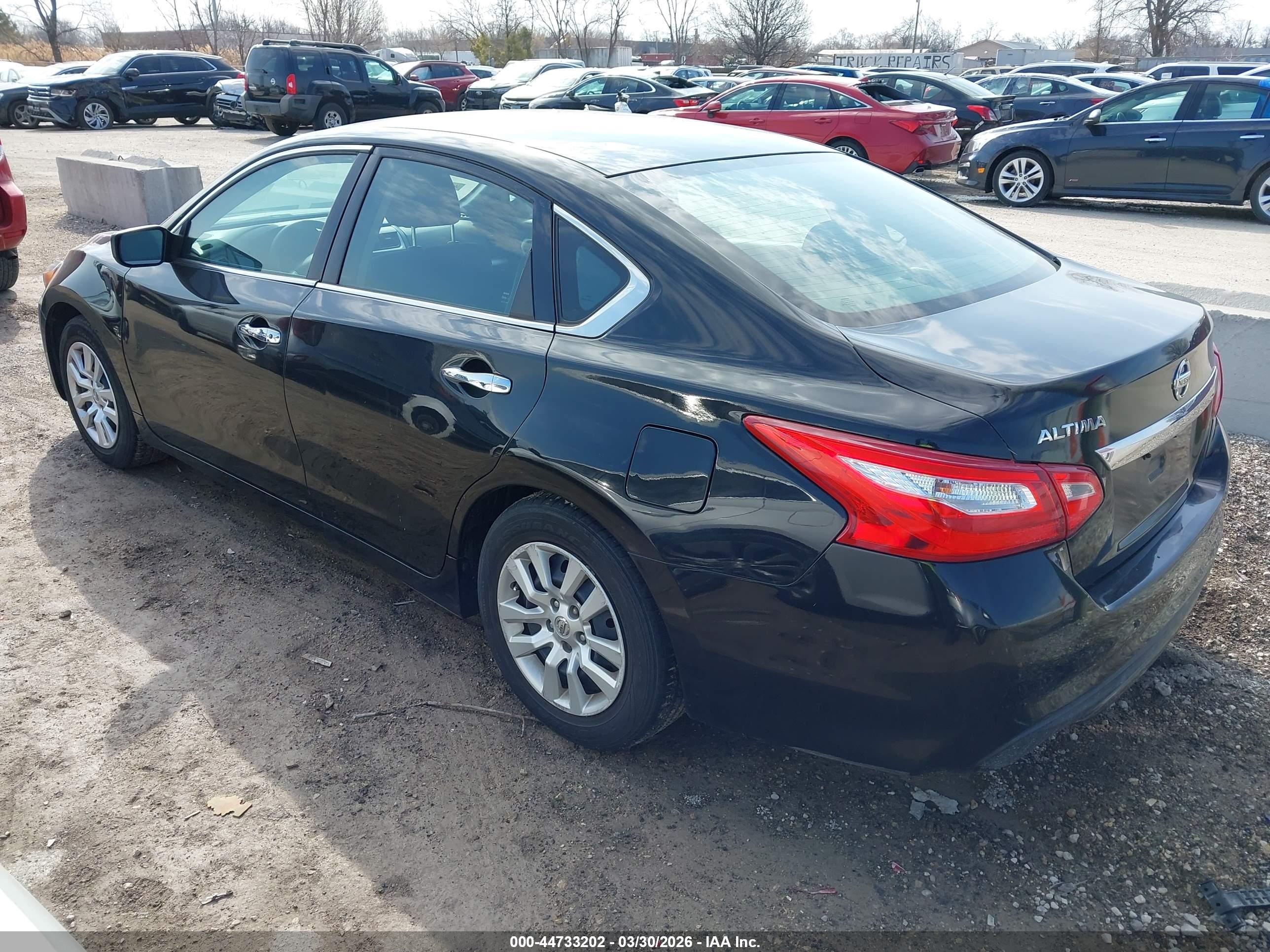 NISSAN ALTIMA image 3