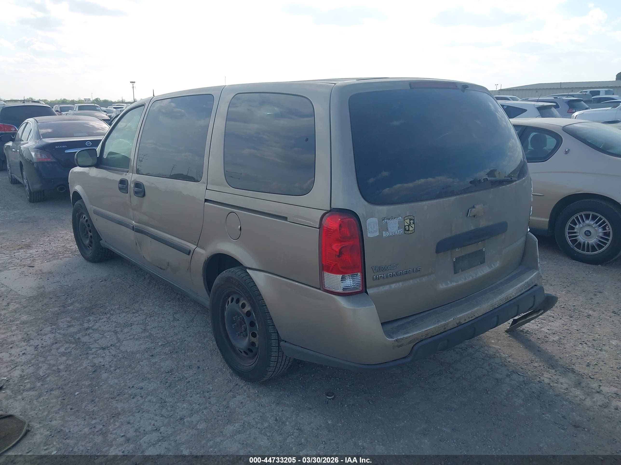 CHEVROLET UPLANDER image 3