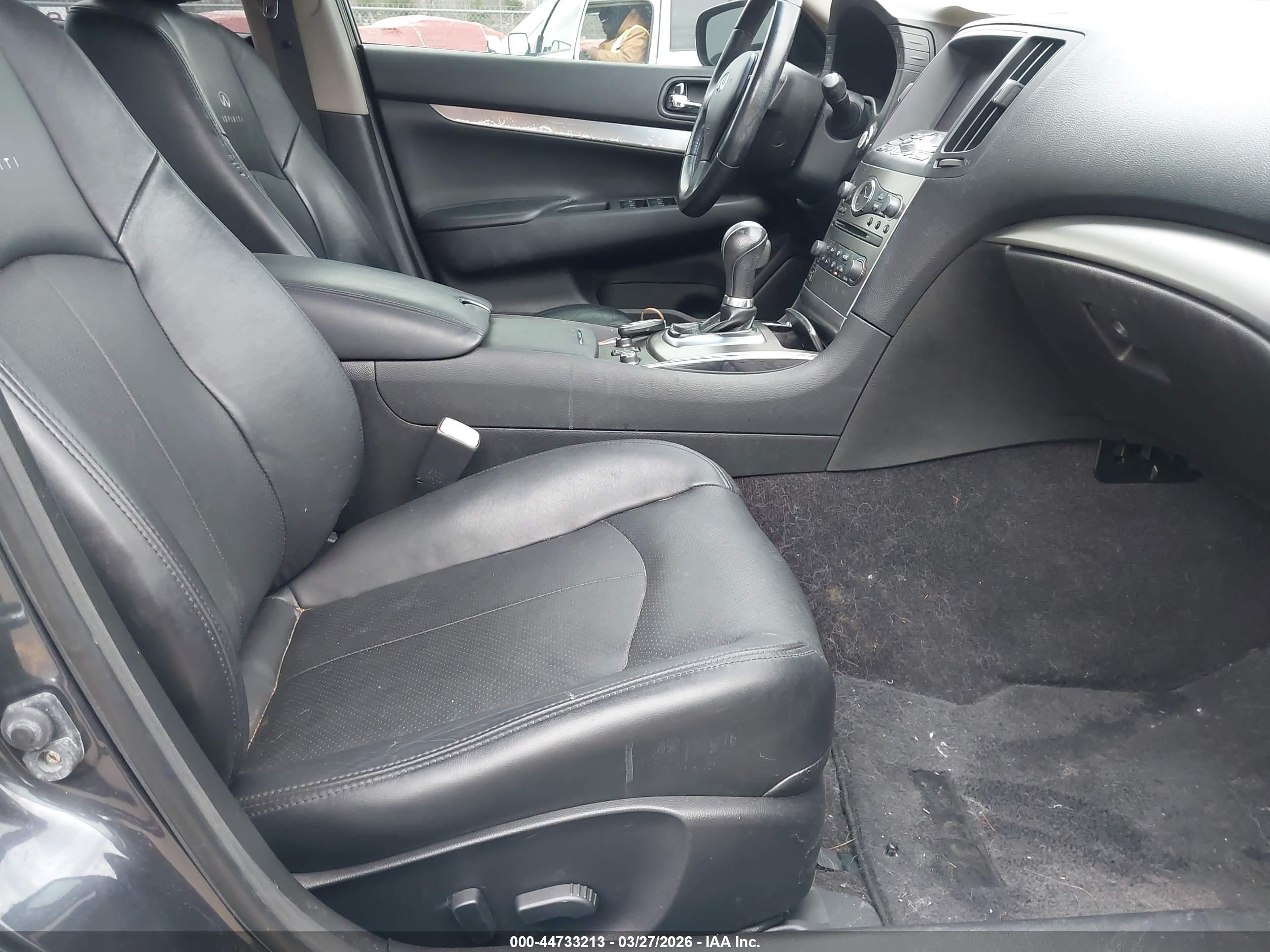 INFINITI G37X image 5