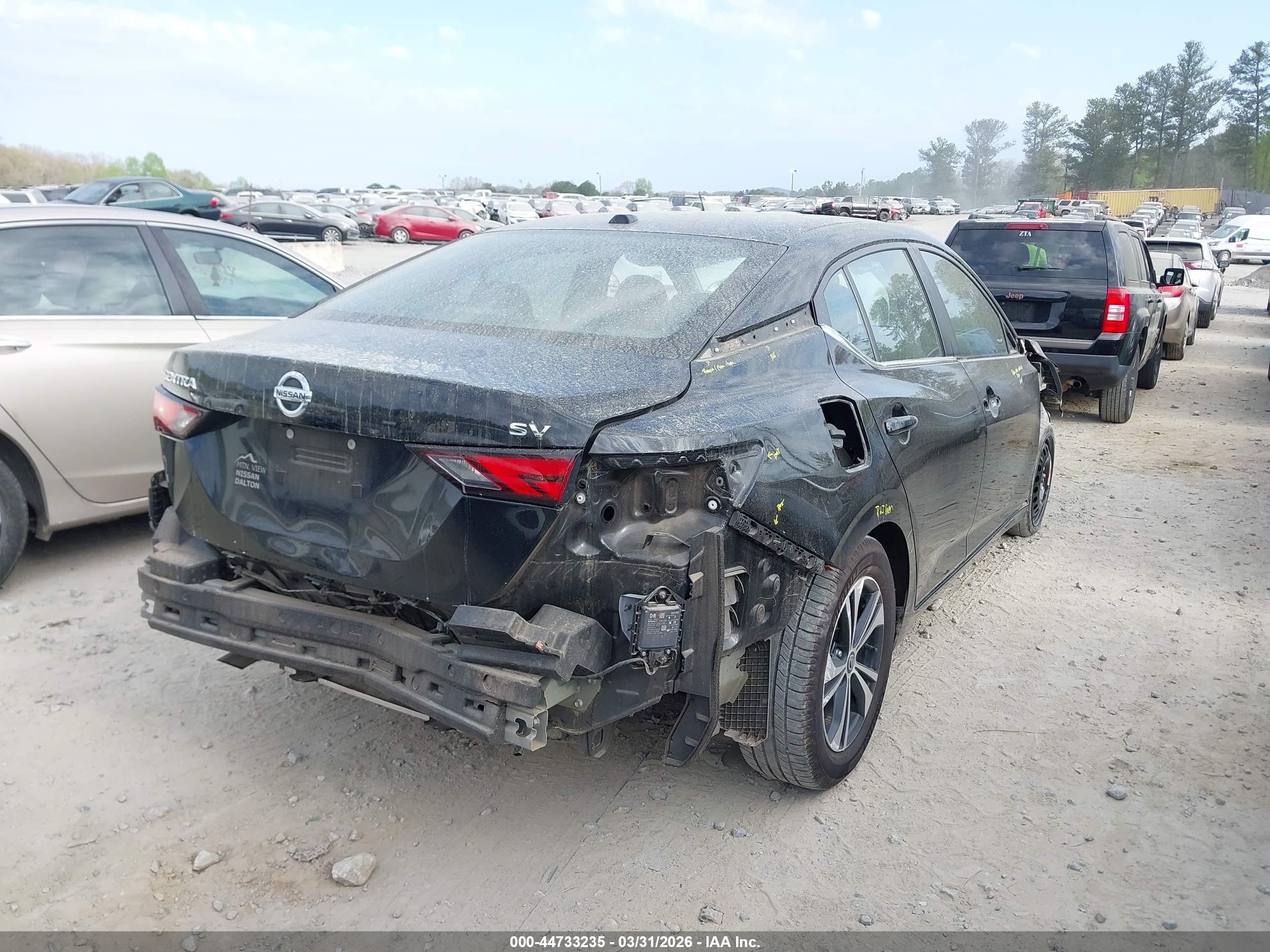 NISSAN SENTRA image 4