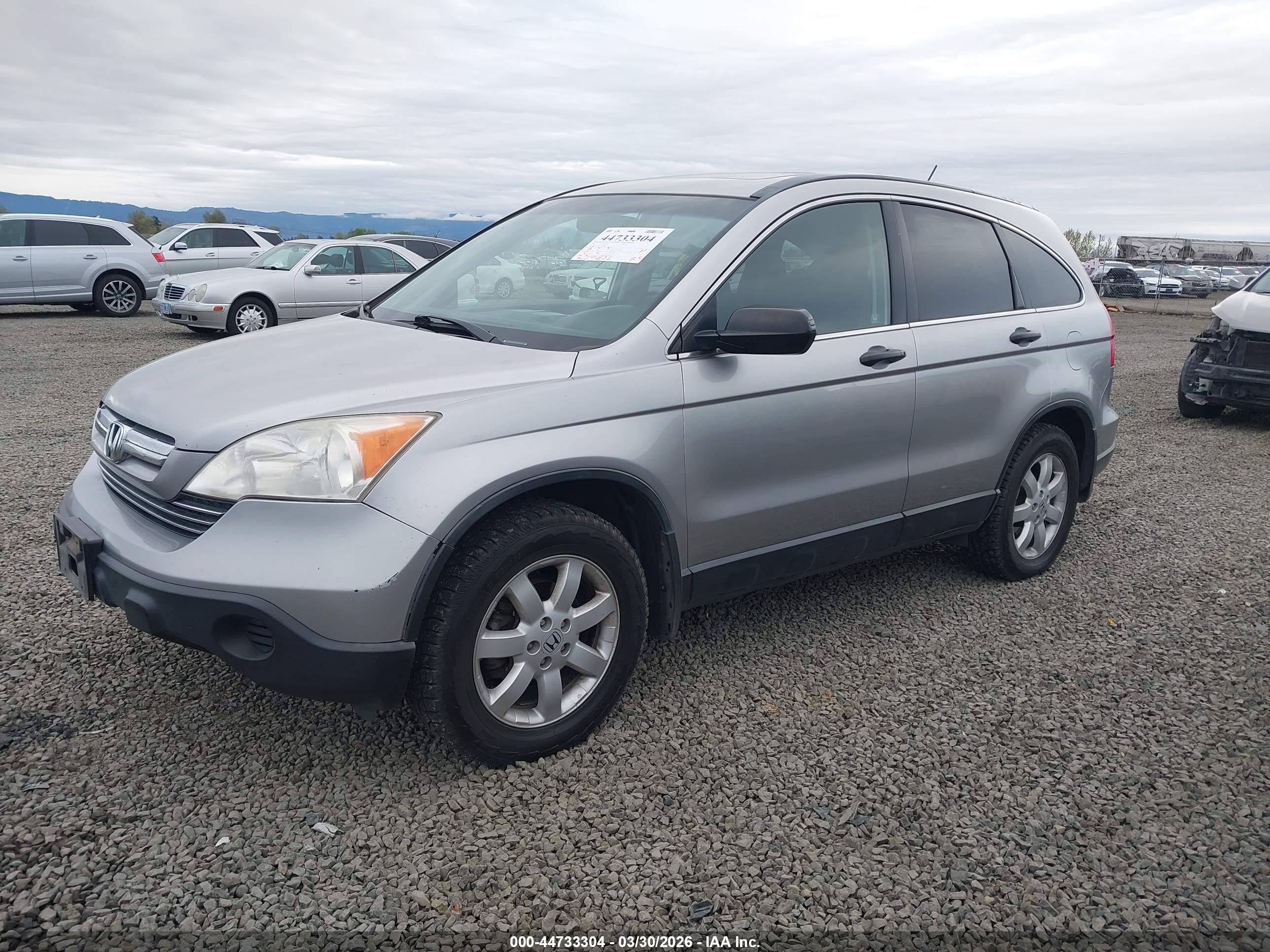 HONDA CR-V image 2