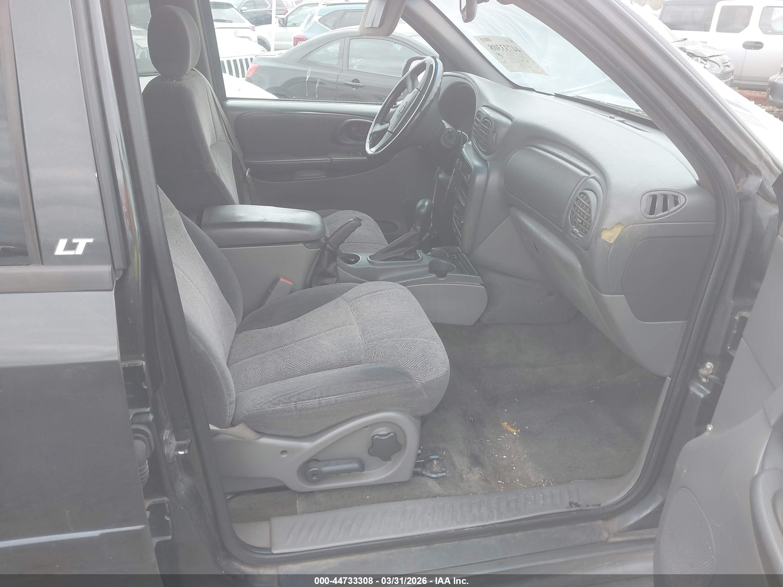 CHEVROLET TRAILBLAZER image 5