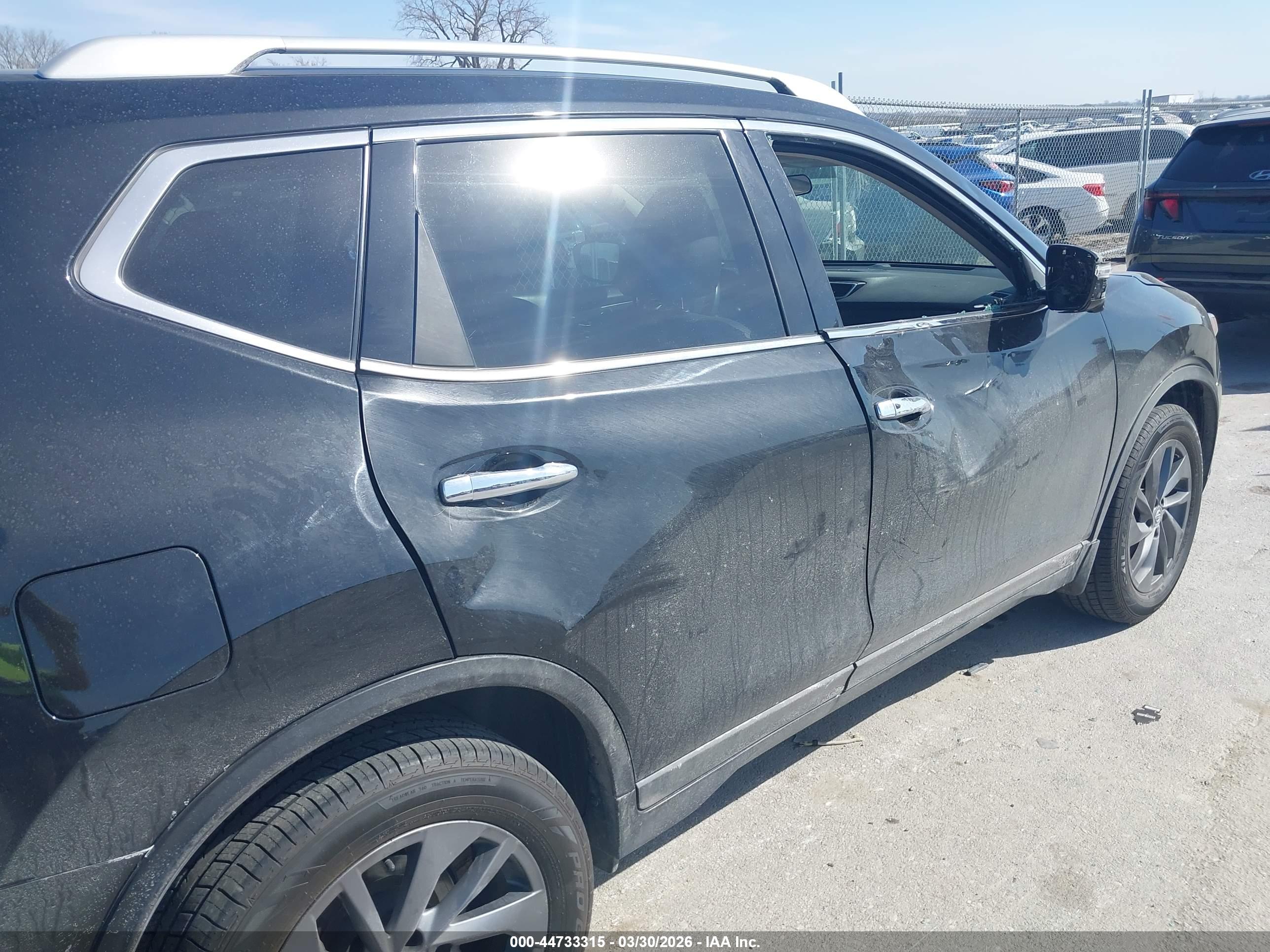 NISSAN ROGUE image 6