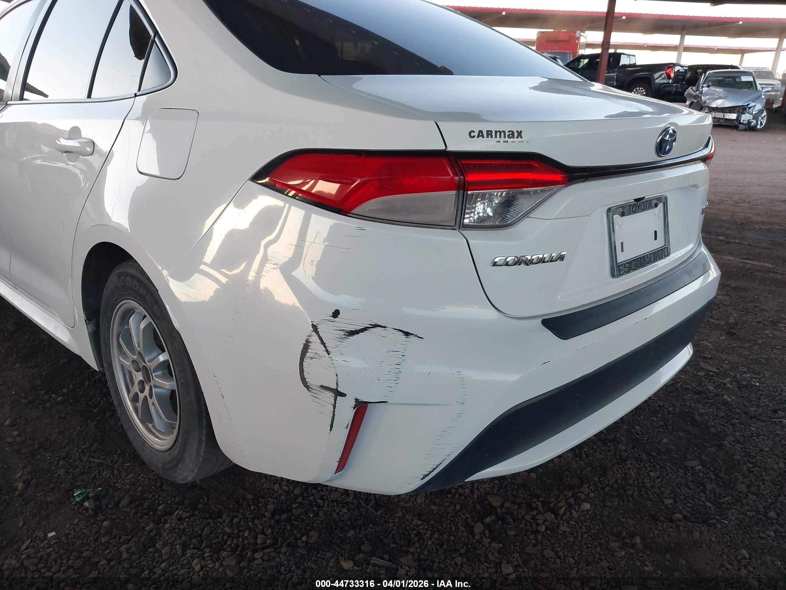 TOYOTA COROLLA image 6