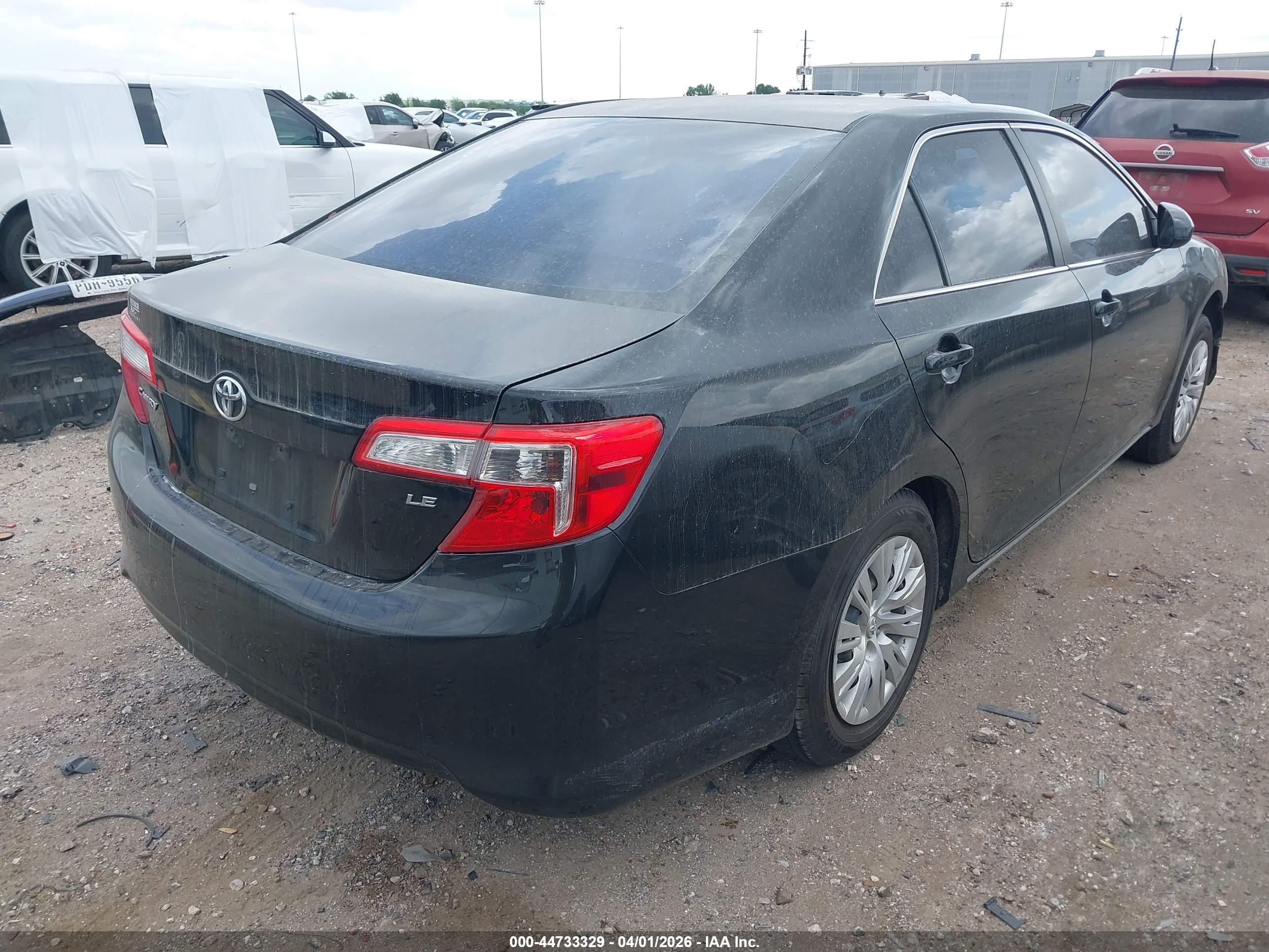 TOYOTA CAMRY image 4