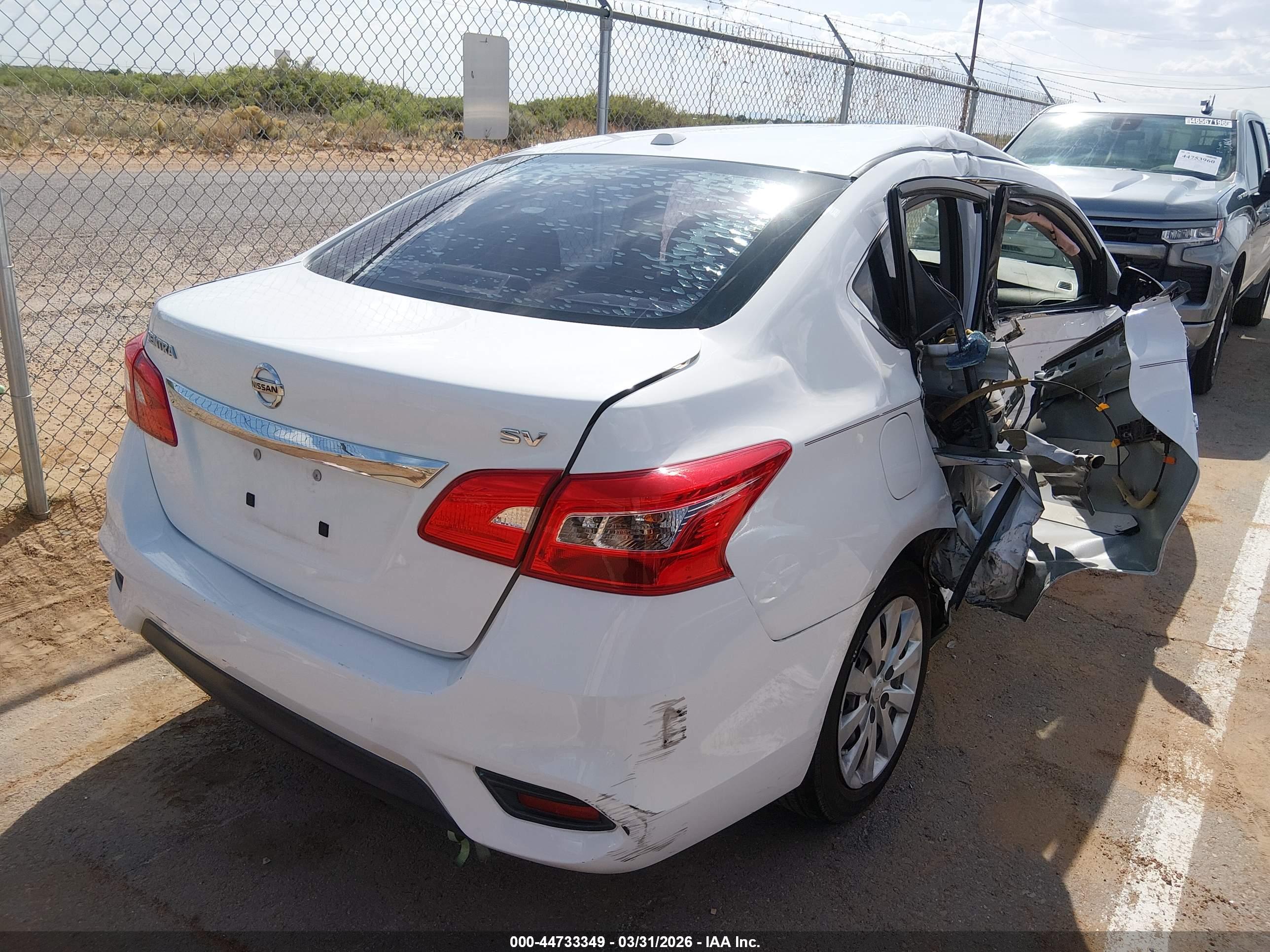 NISSAN SENTRA image 4