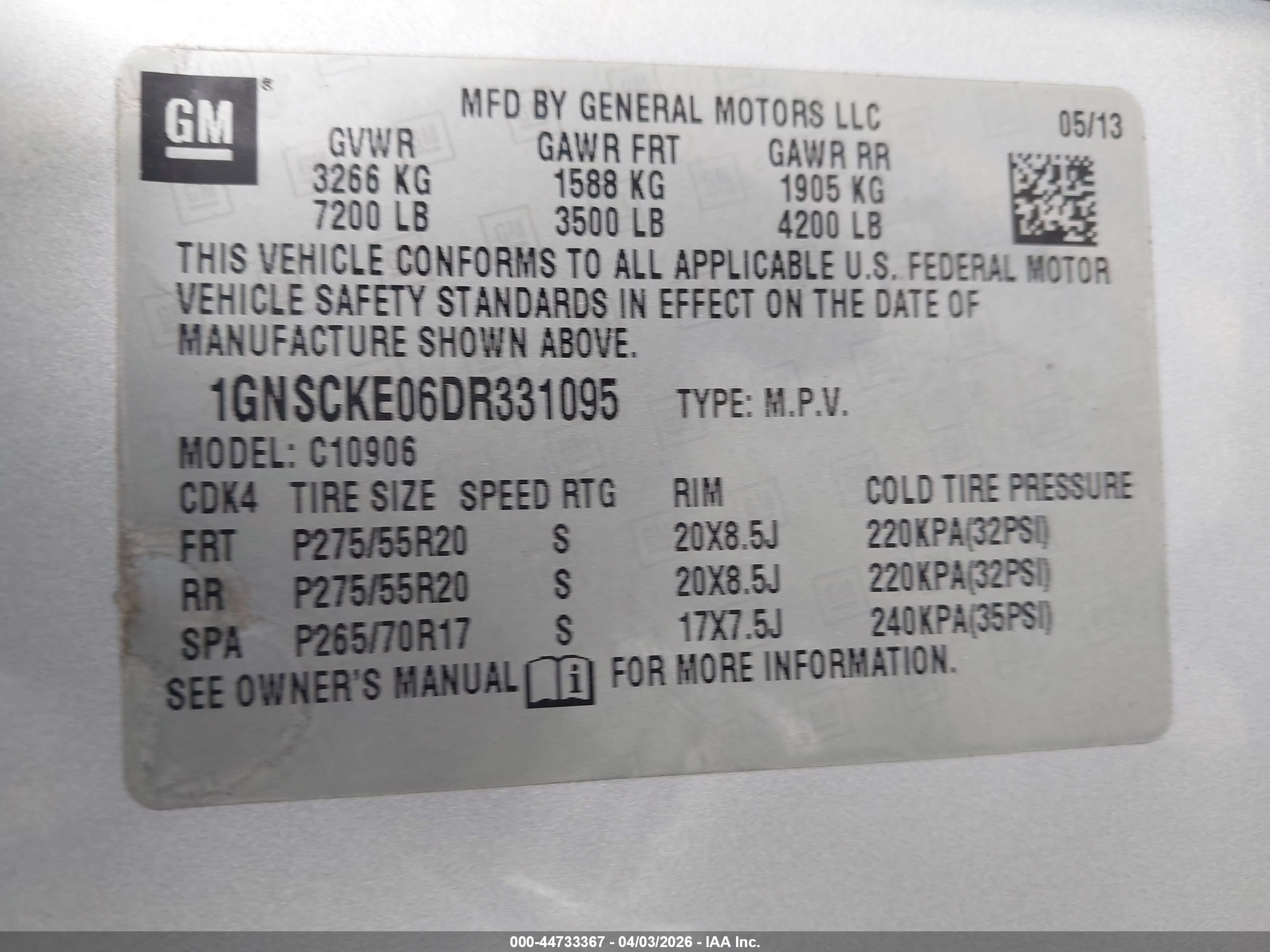 CHEVROLET SUBURBAN image 9