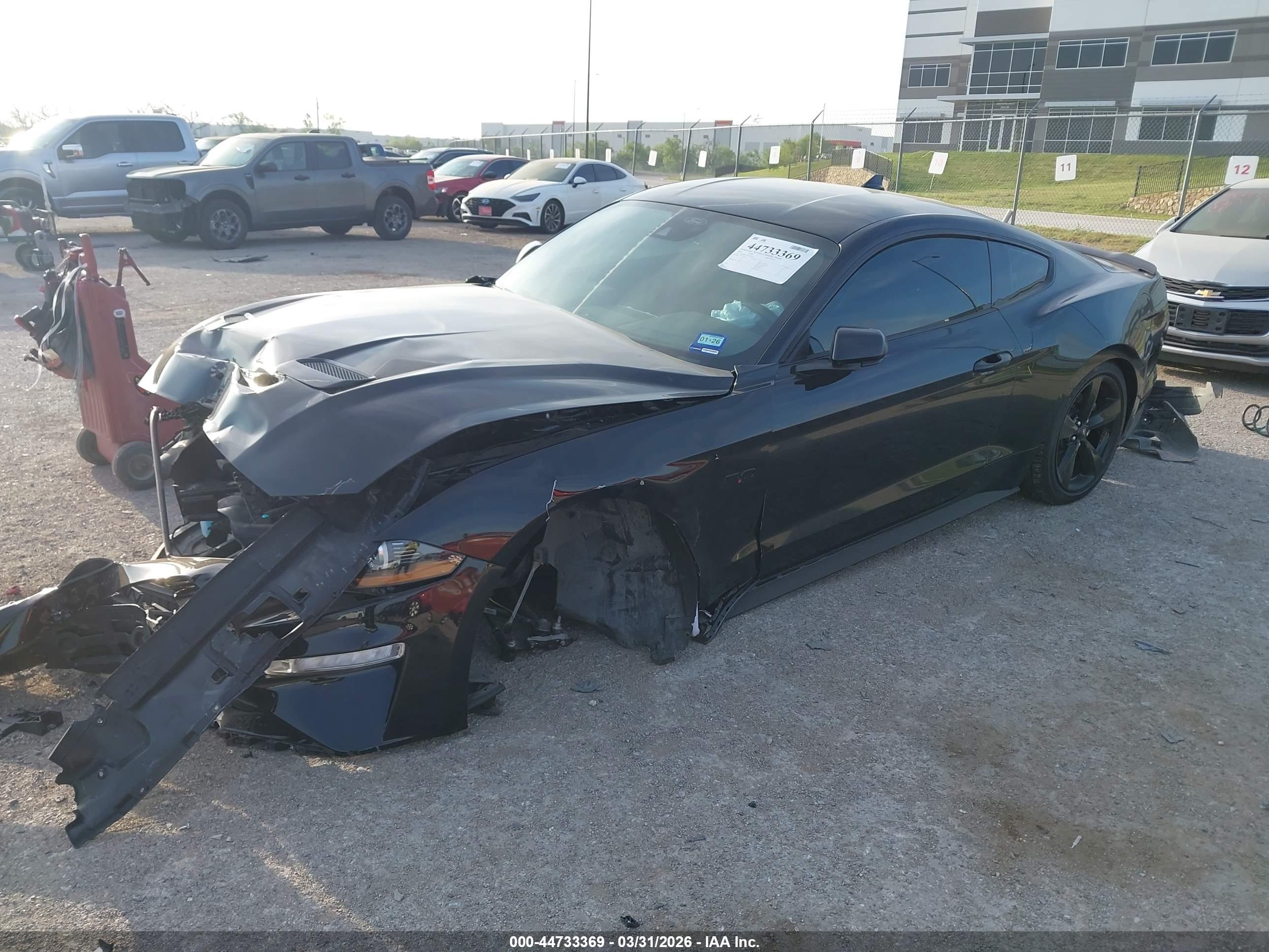 FORD MUSTANG image 2