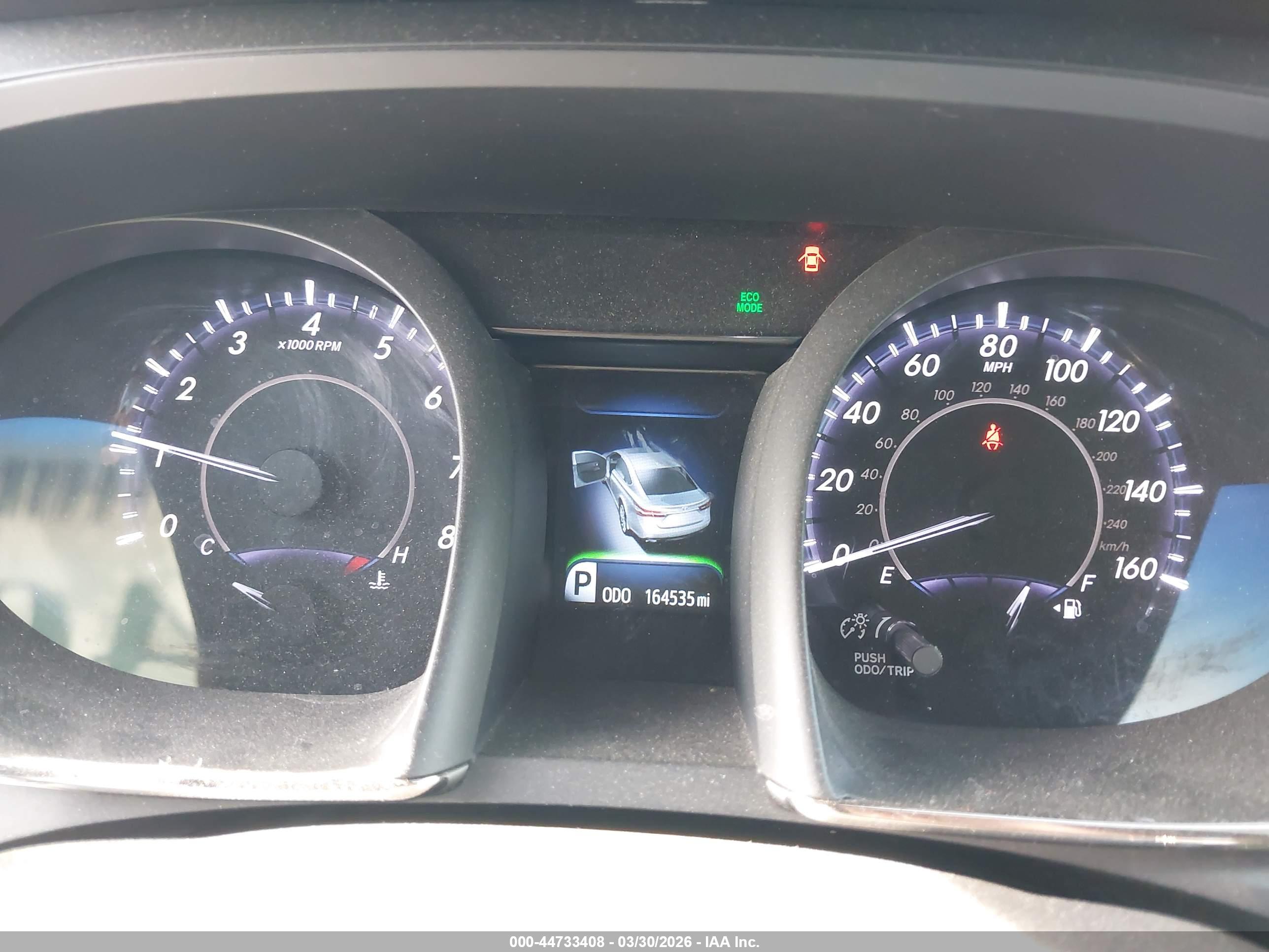 TOYOTA AVALON image 7