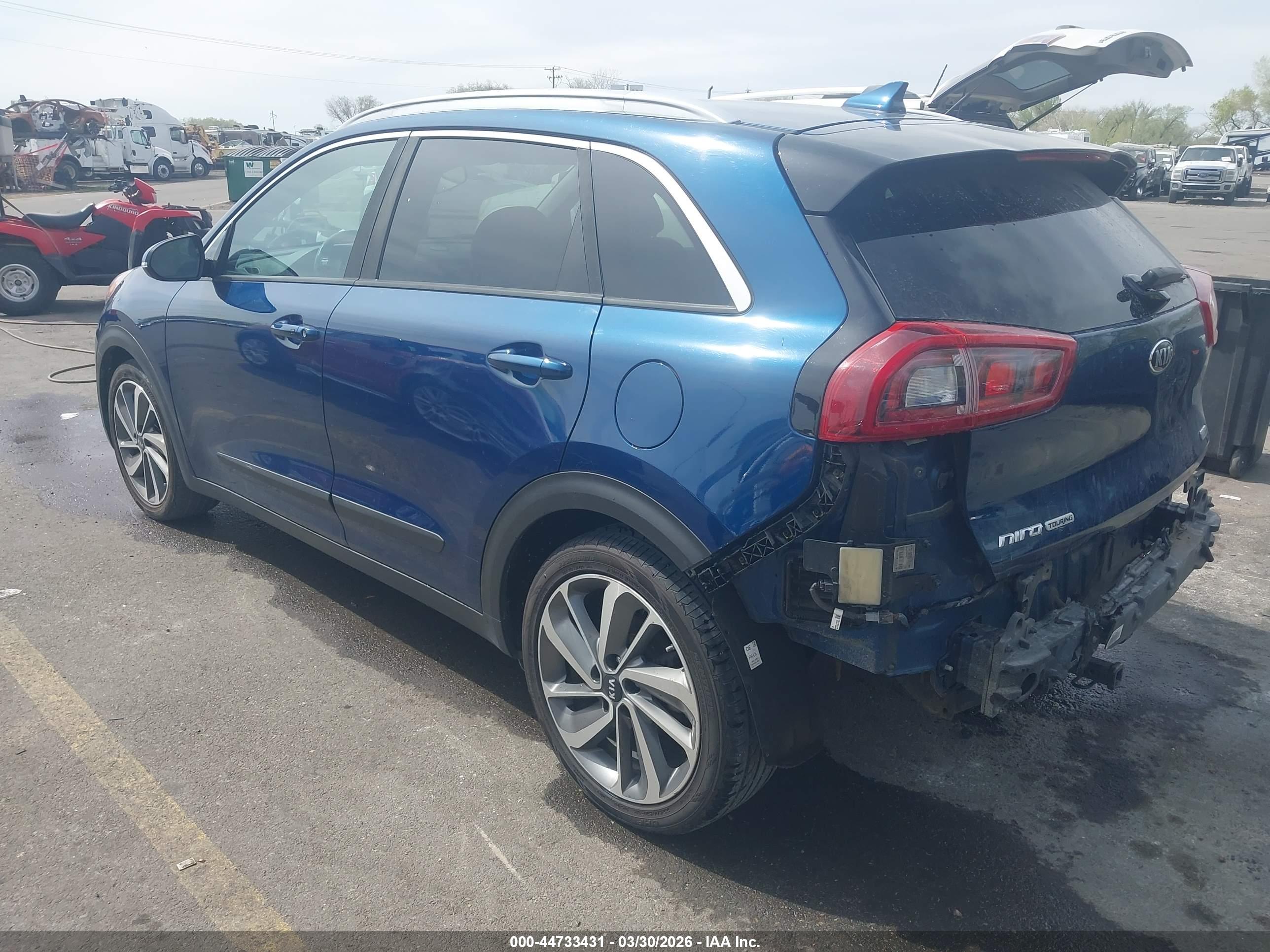 KIA NIRO image 3