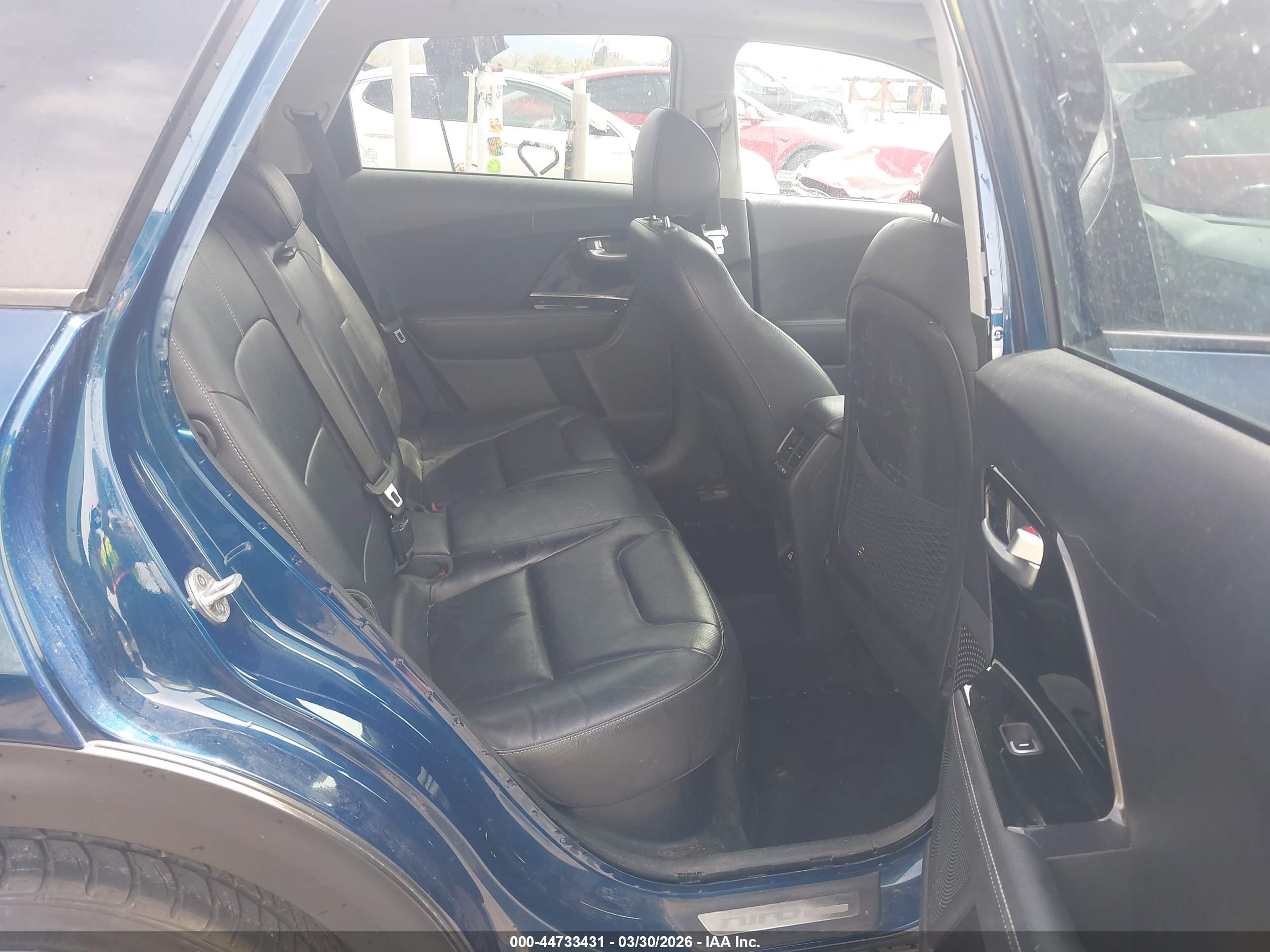 KIA NIRO image 8