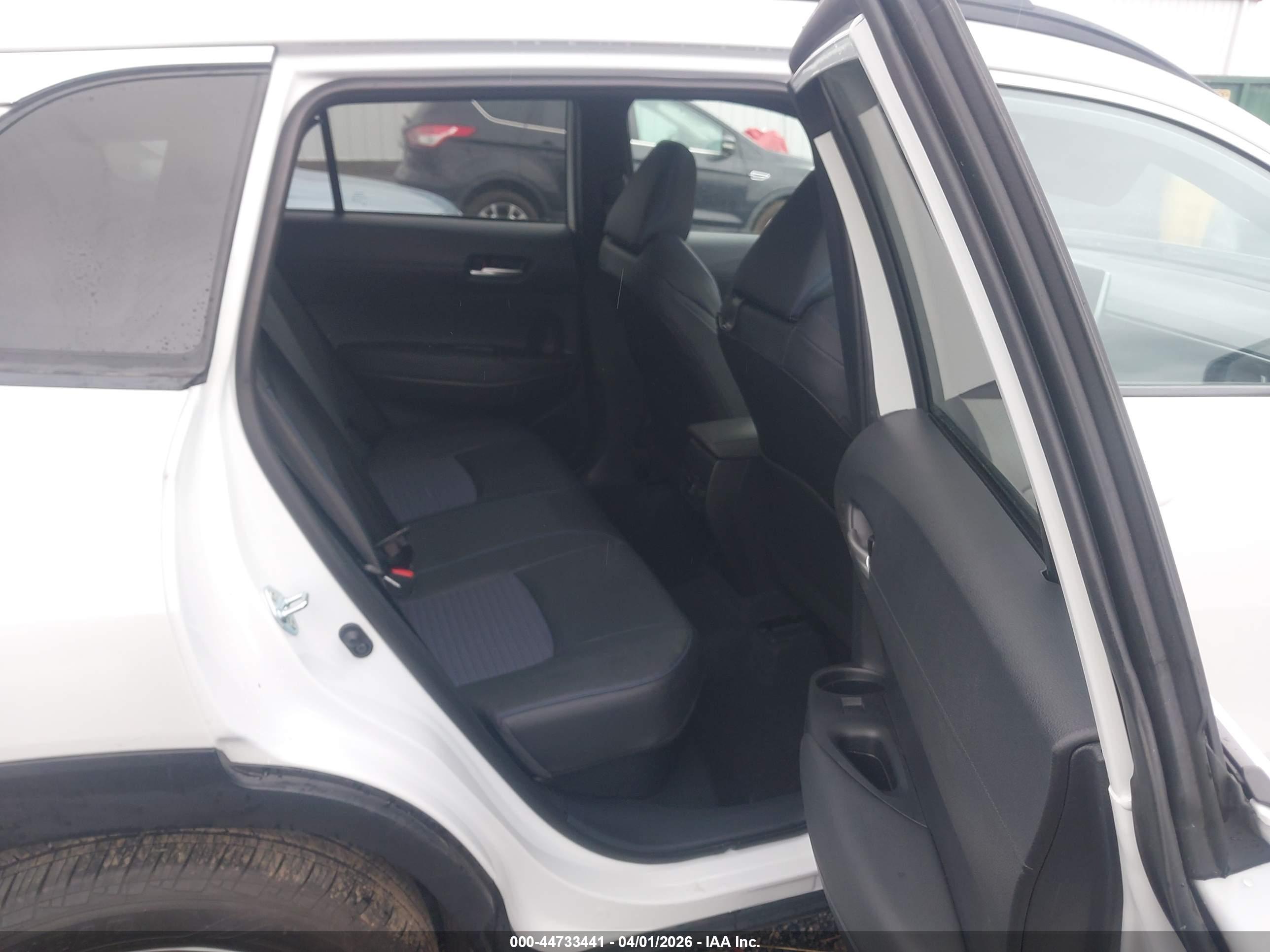 TOYOTA COROLLA image 8