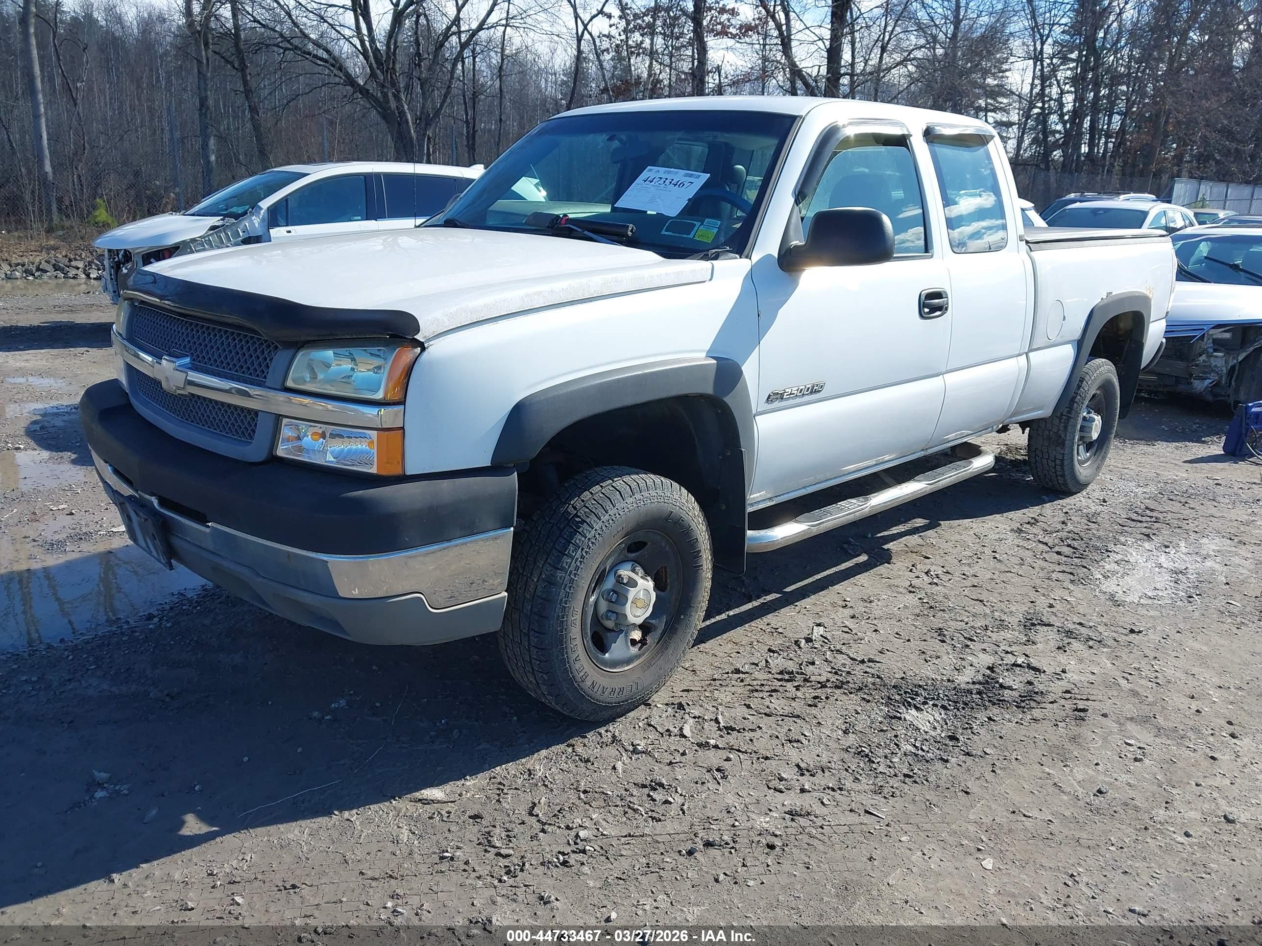 CHEVROLET SILVERADO image 2