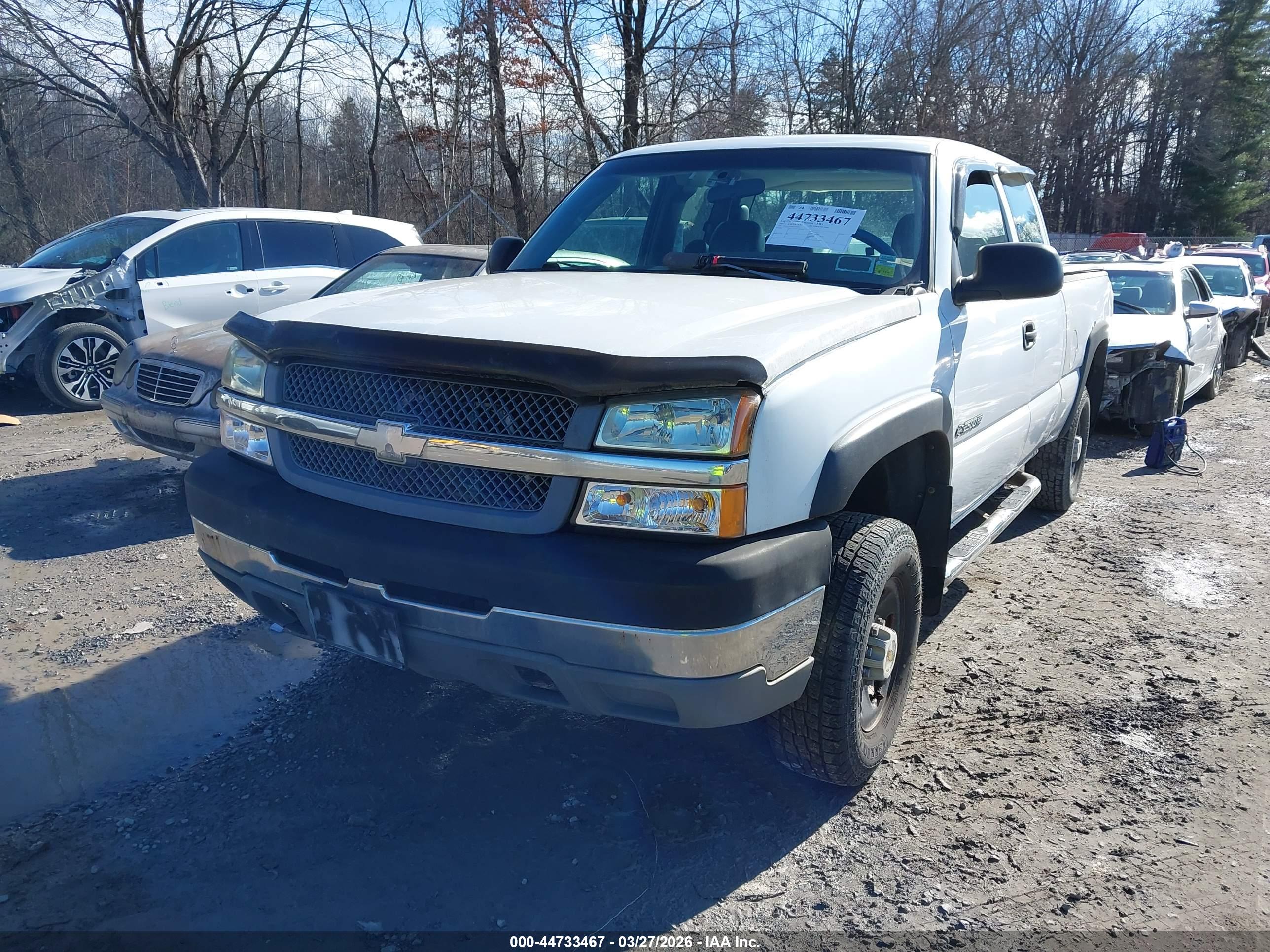 CHEVROLET SILVERADO image 6
