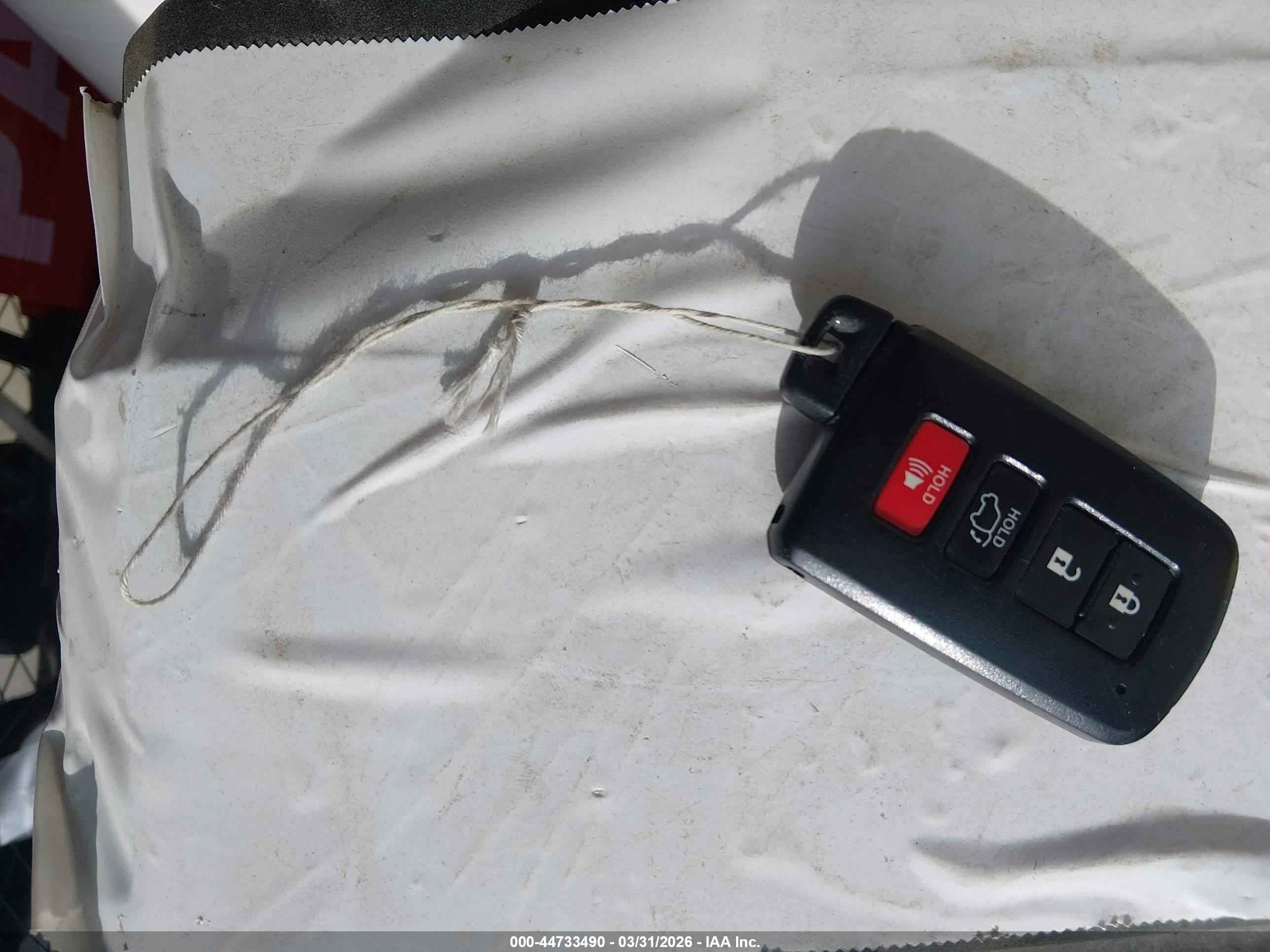 TOYOTA RAV4 image 11