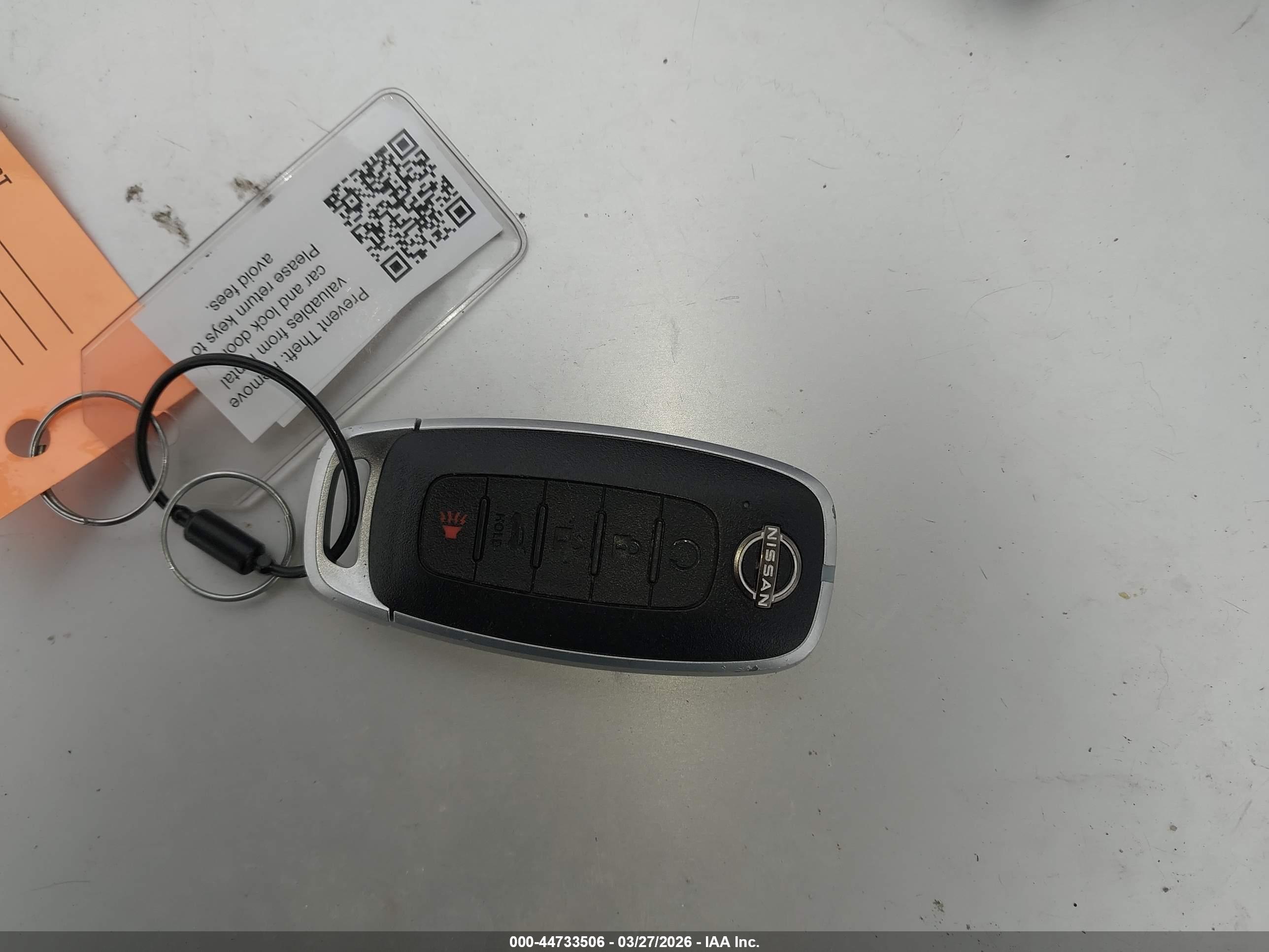 NISSAN ROGUE image 11