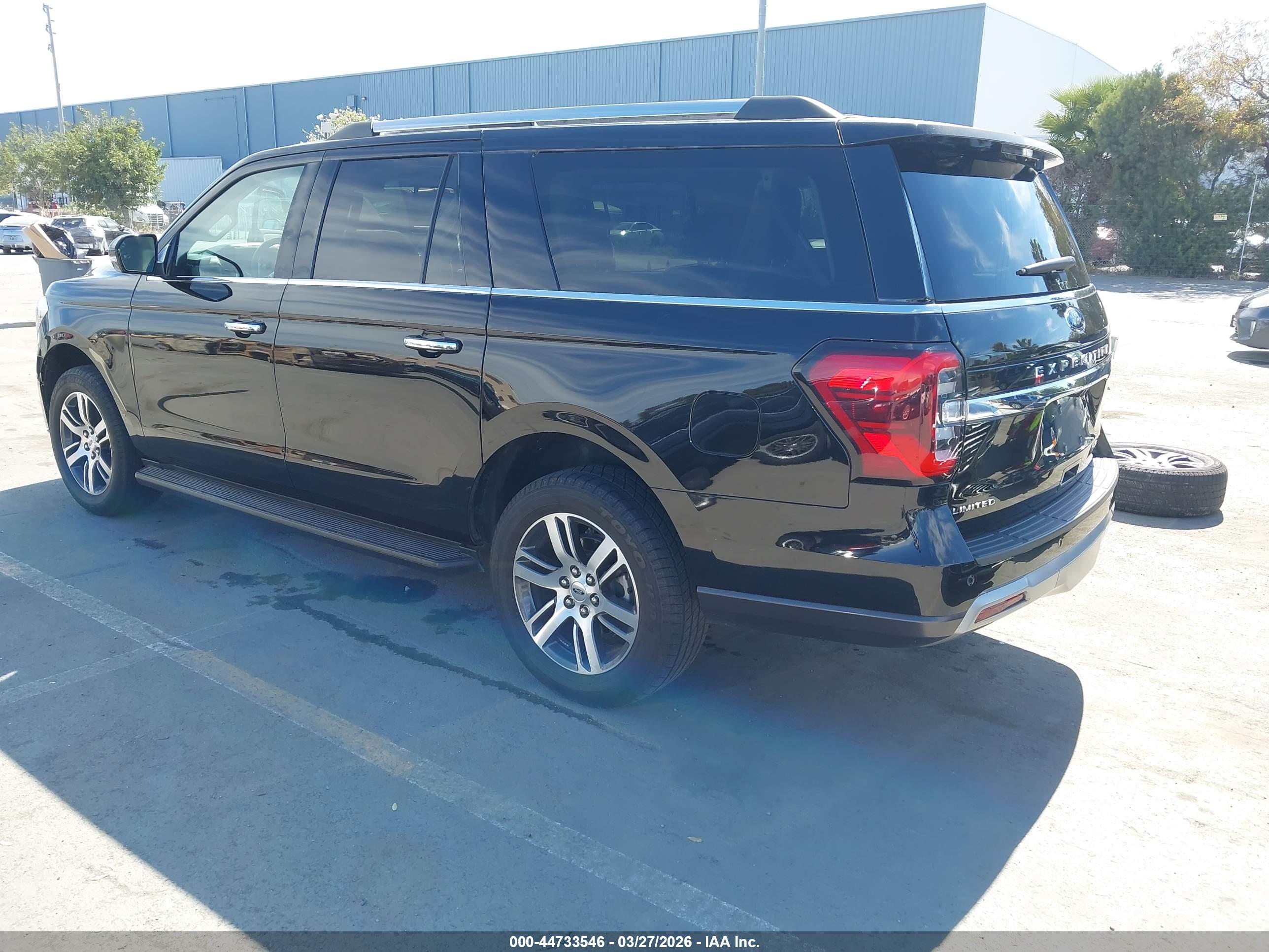 FORD EXPEDITION image 3