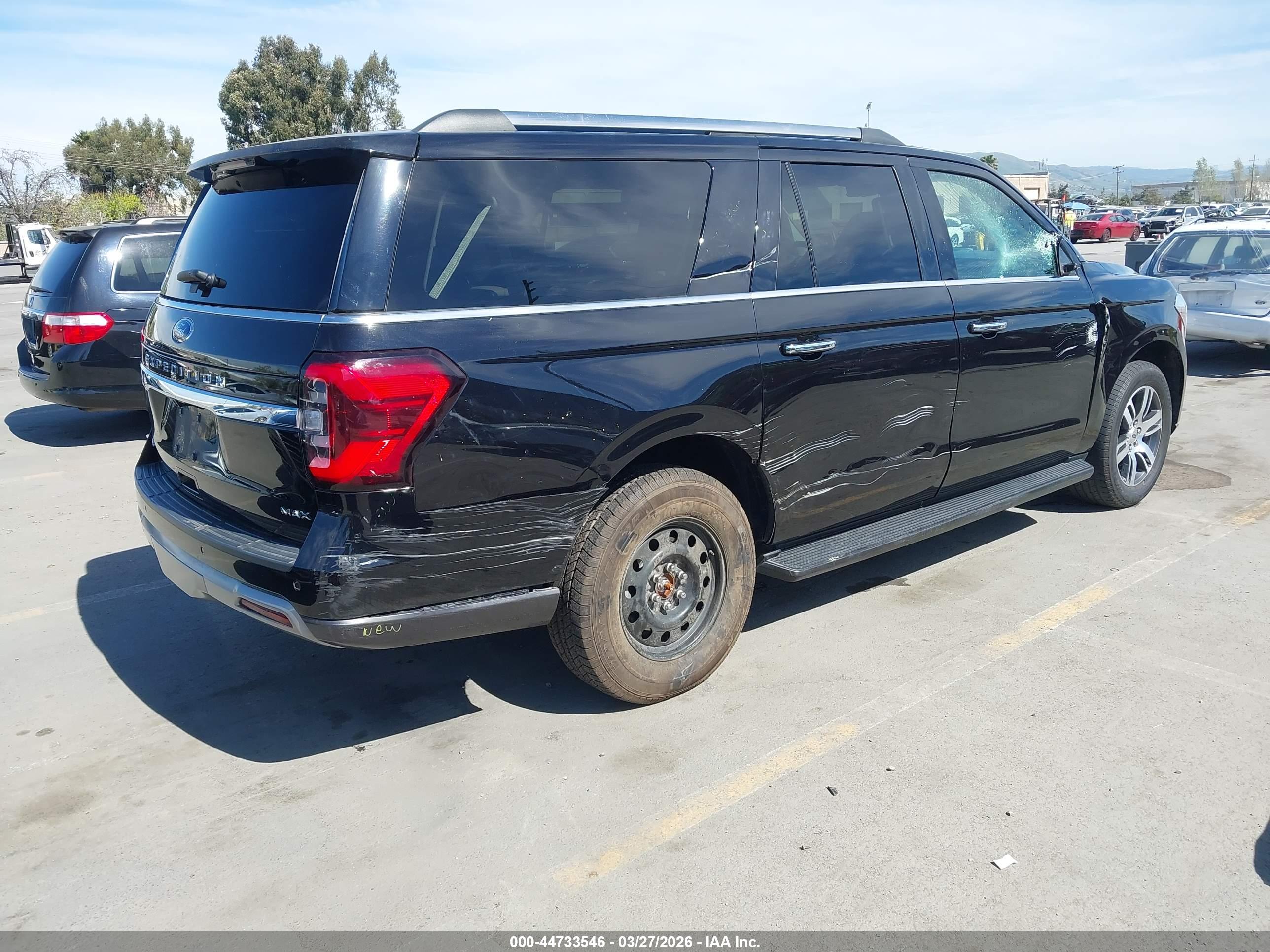 FORD EXPEDITION image 4