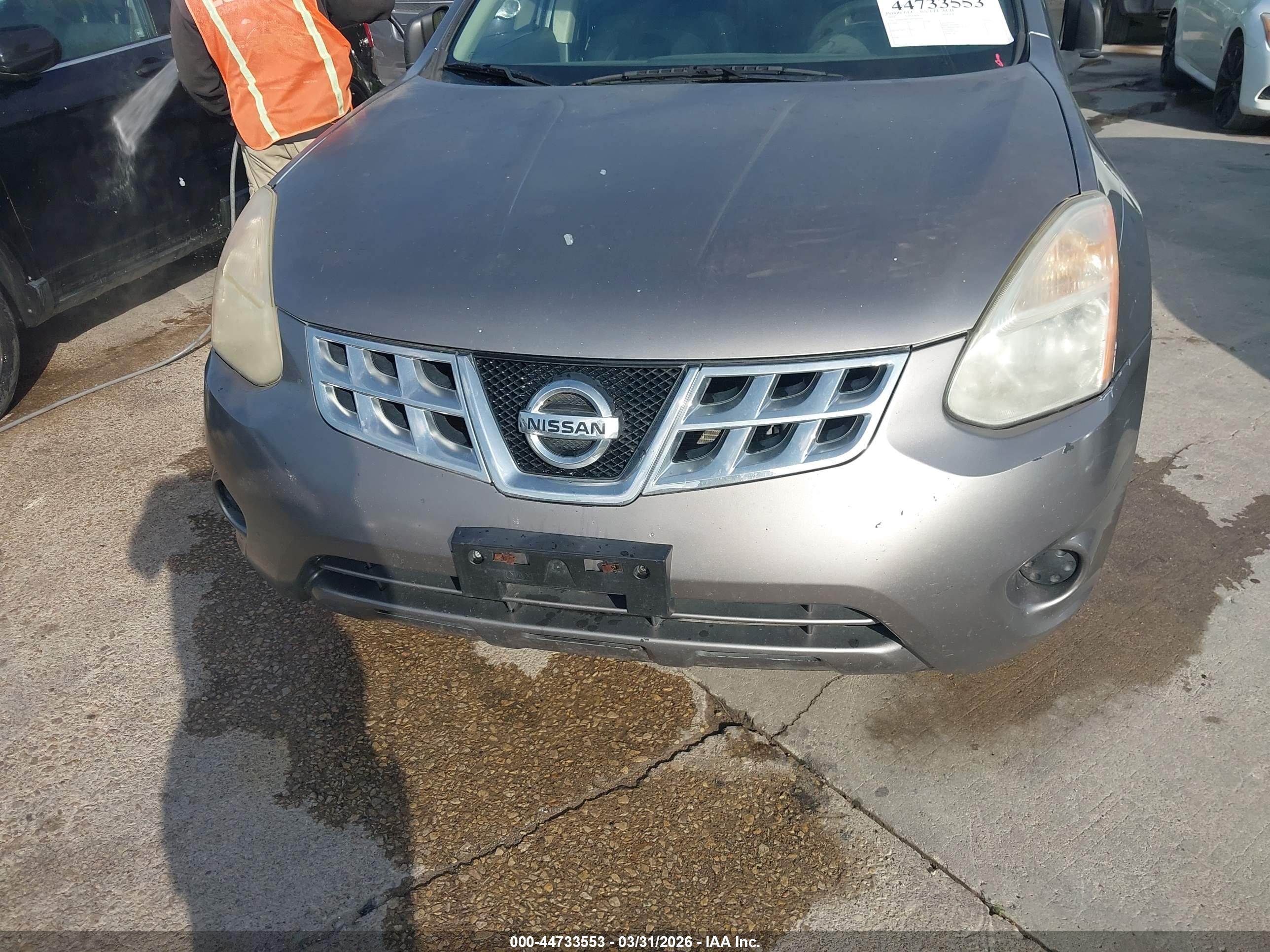 NISSAN ROGUE image 6