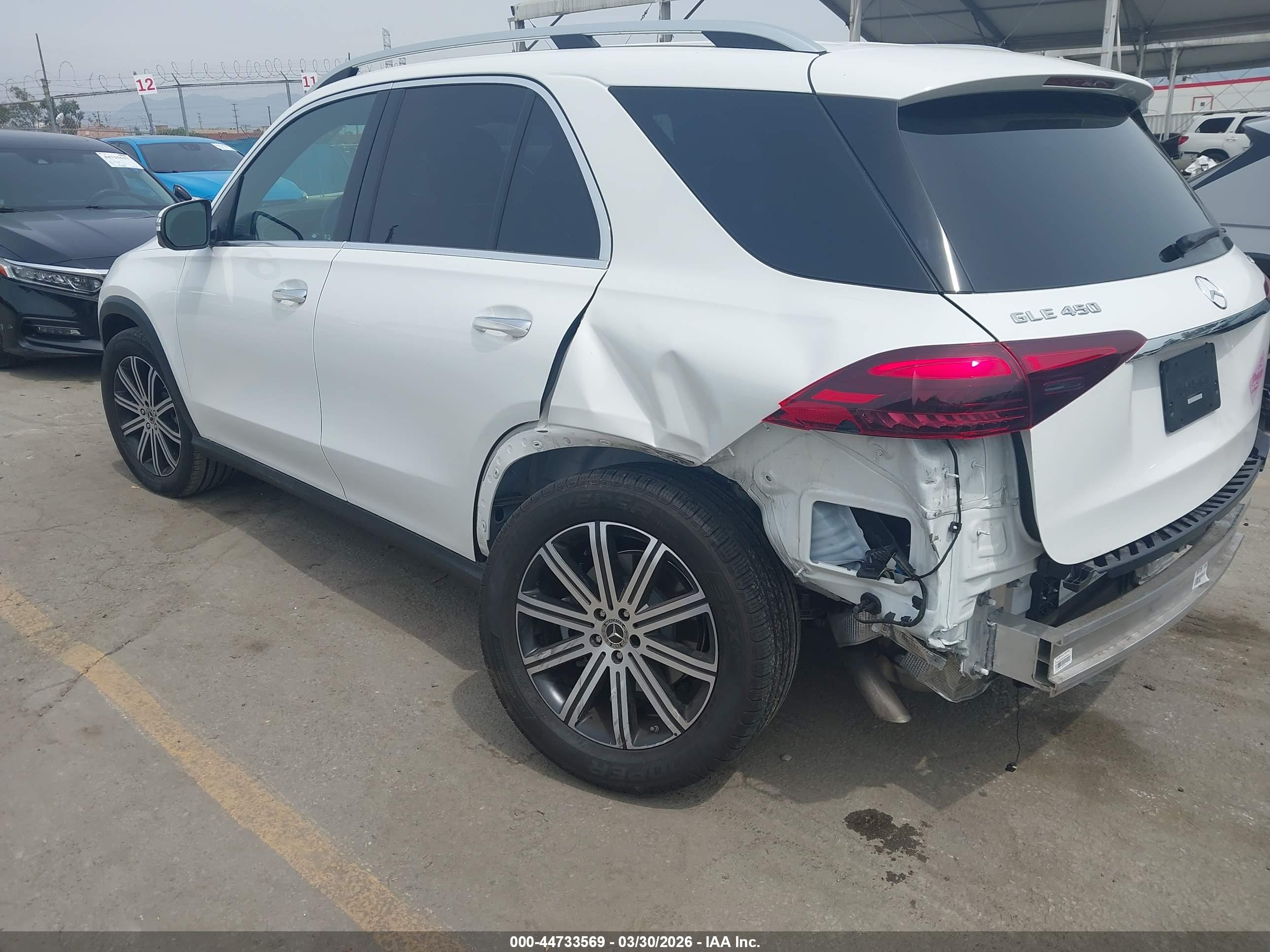 MERCEDES-BENZ GLE image 3