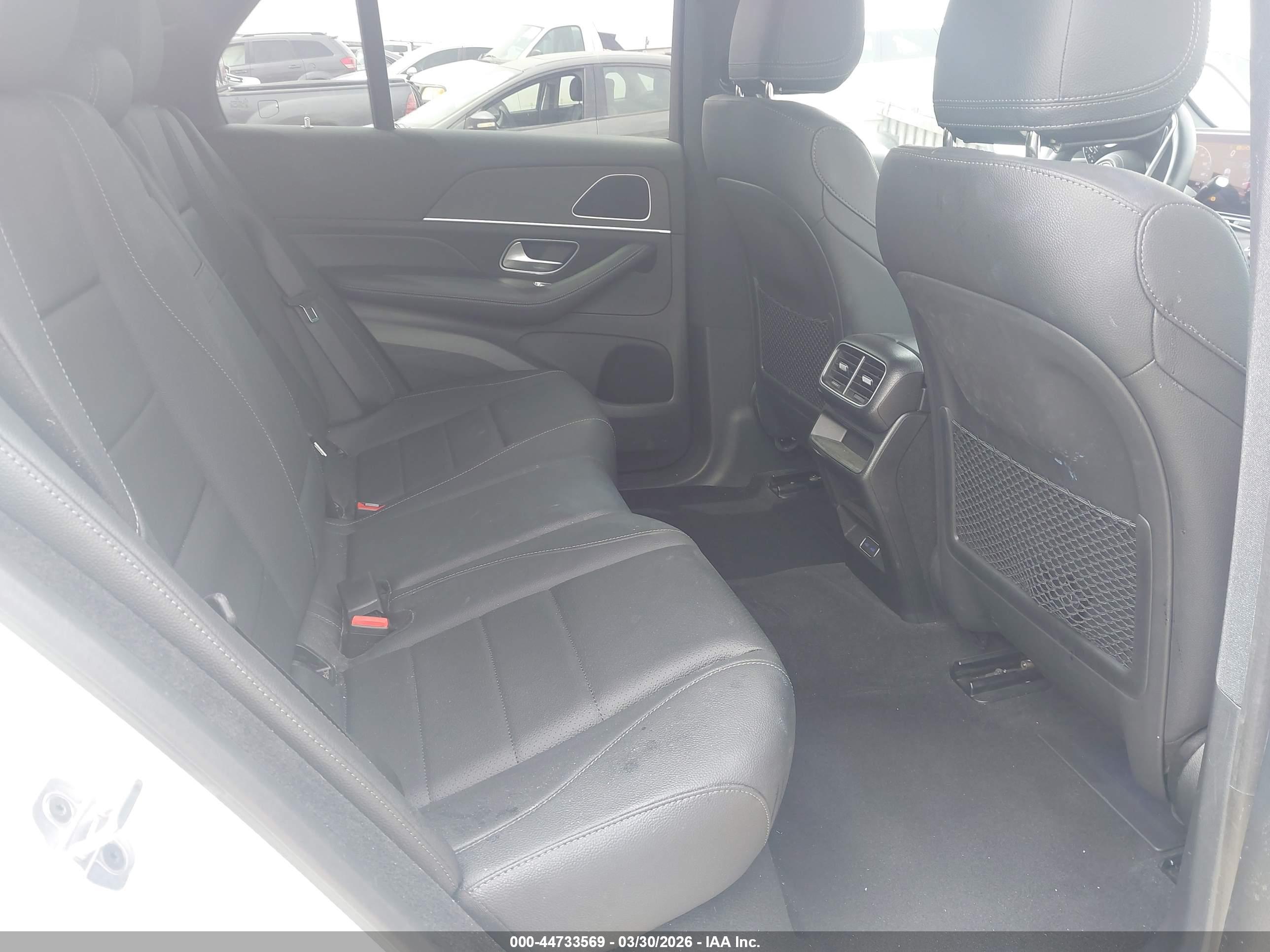MERCEDES-BENZ GLE image 8