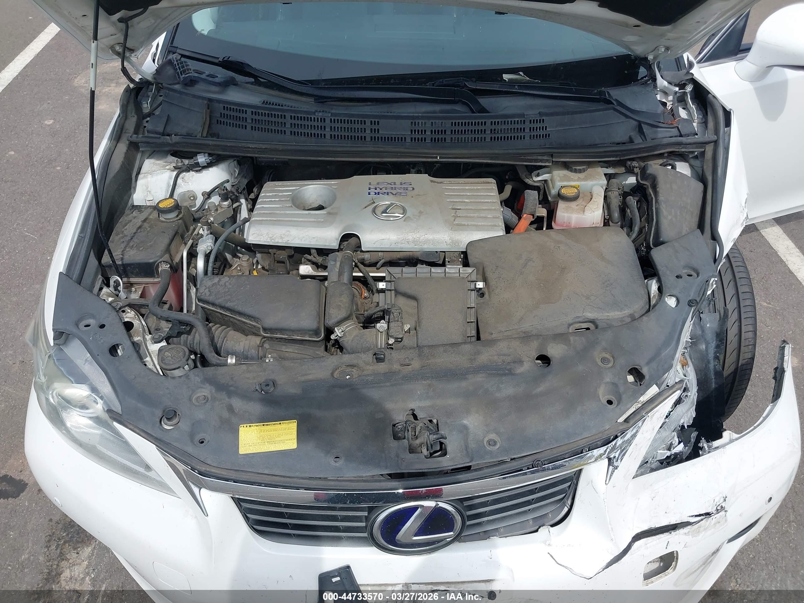 LEXUS CT image 10