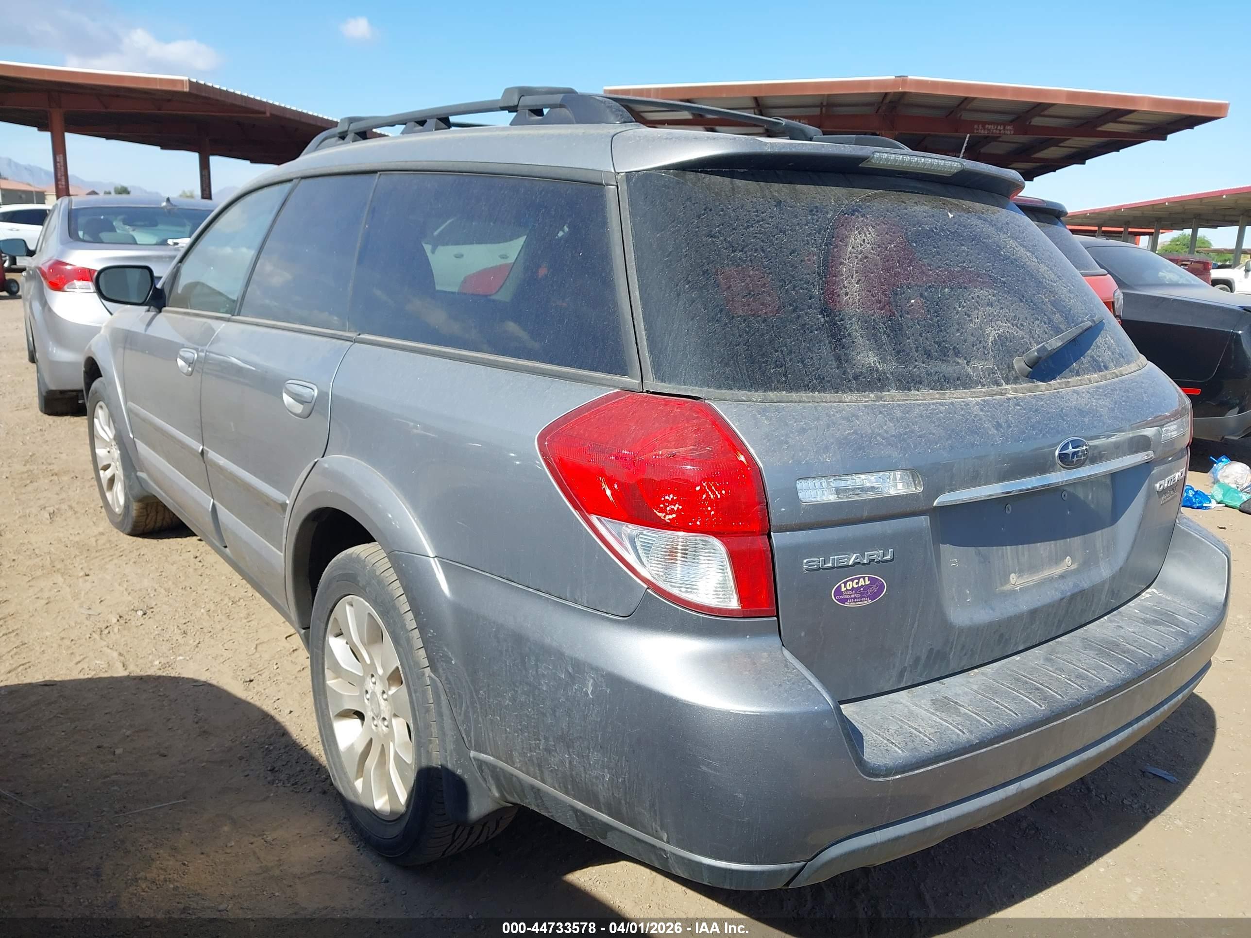 SUBARU OUTBACK image 3
