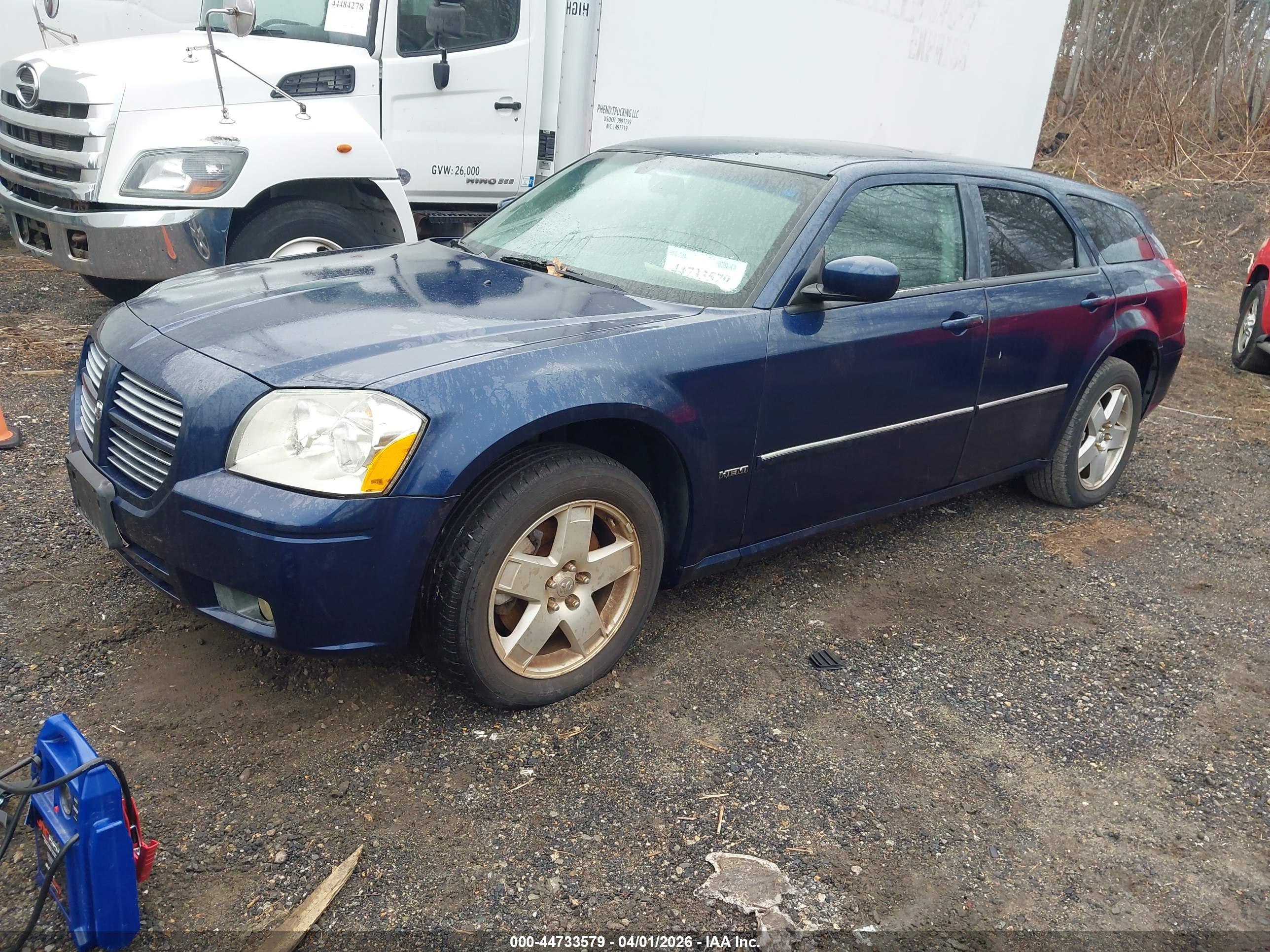 DODGE MAGNUM image 2