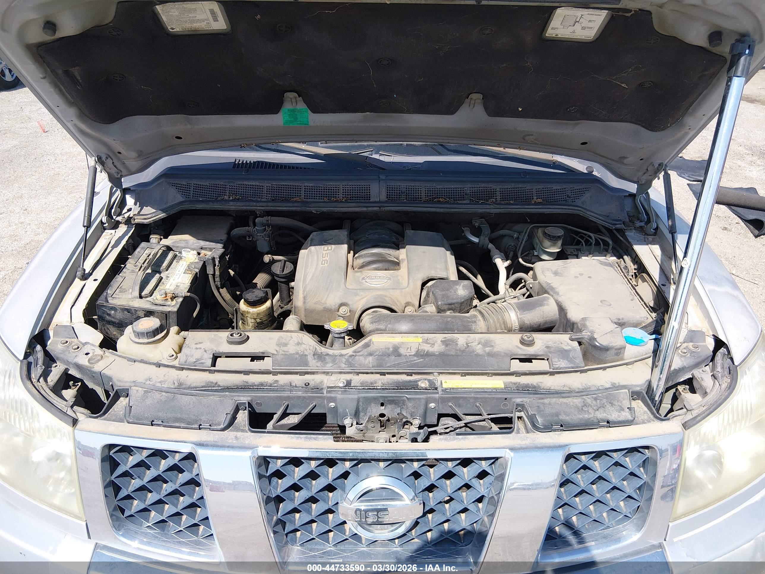 NISSAN TITAN image 10