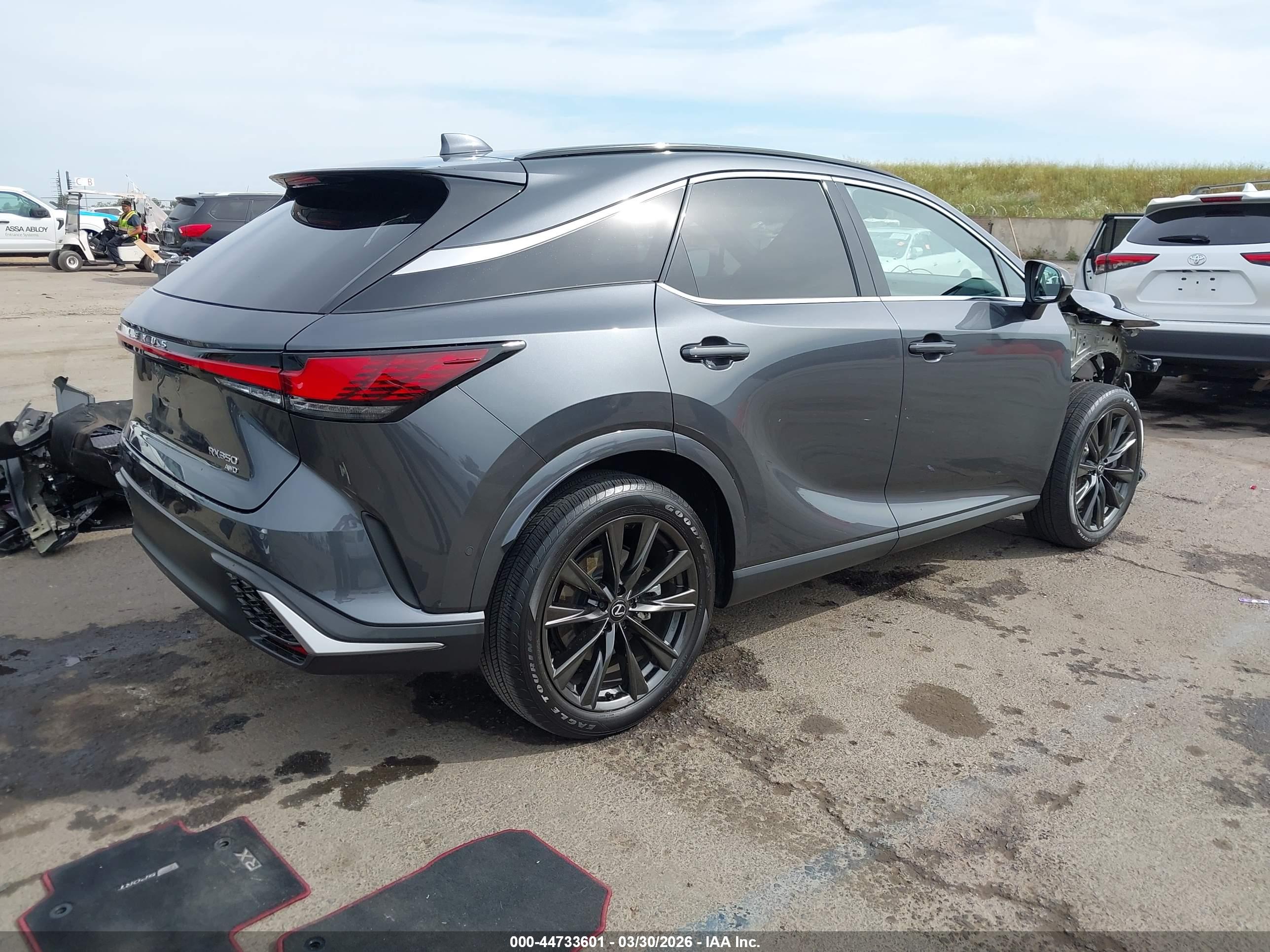 LEXUS RX image 4