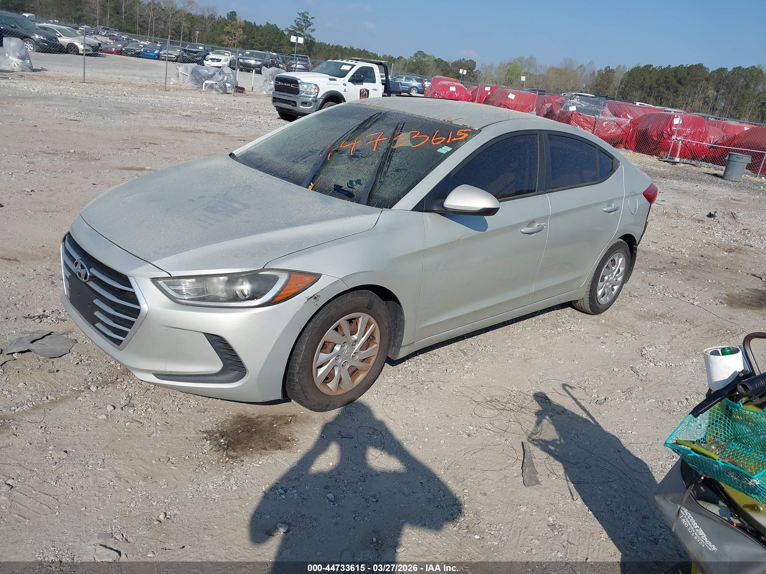 HYUNDAI ELANTRA image 2