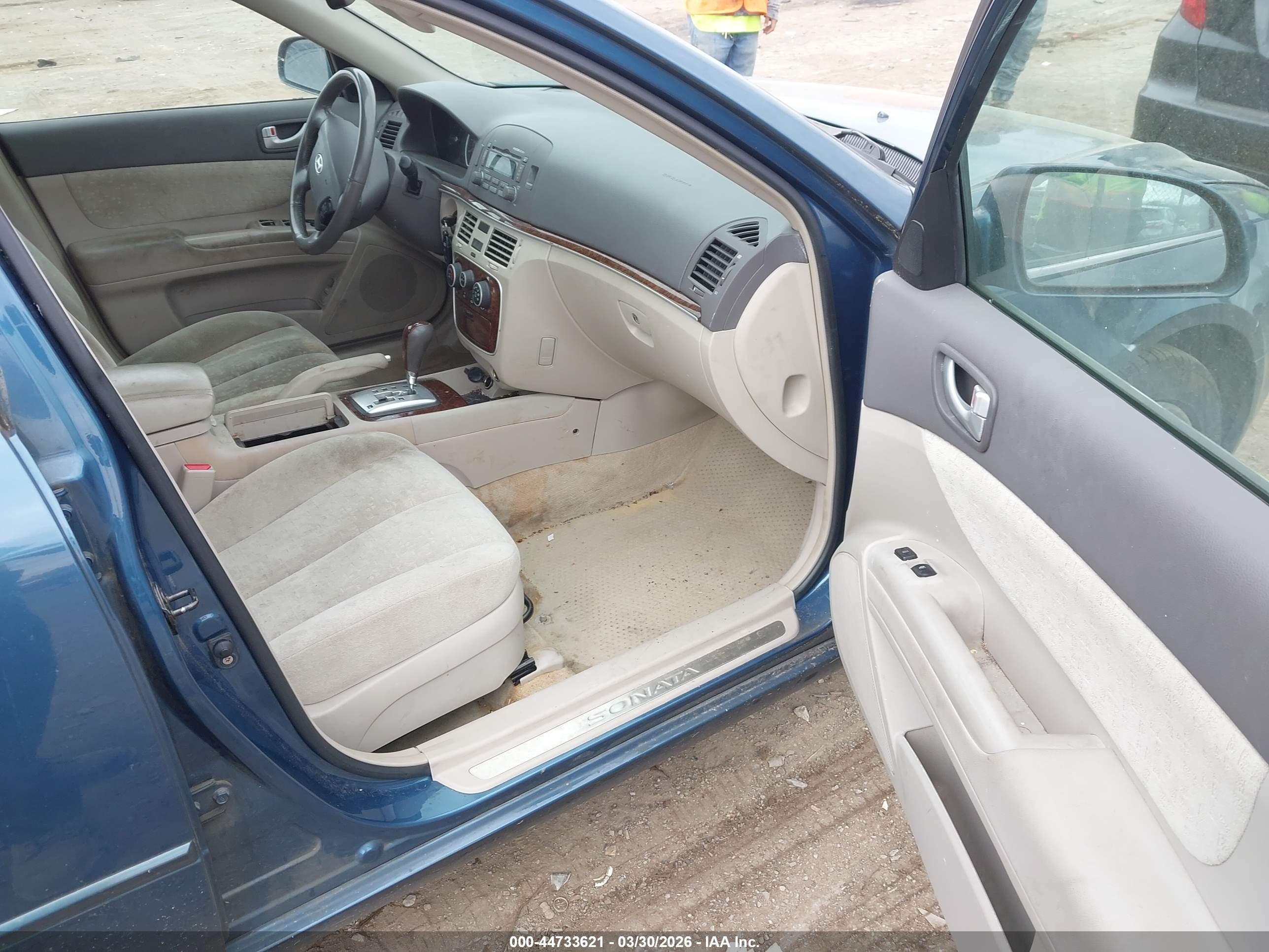 HYUNDAI SONATA image 5