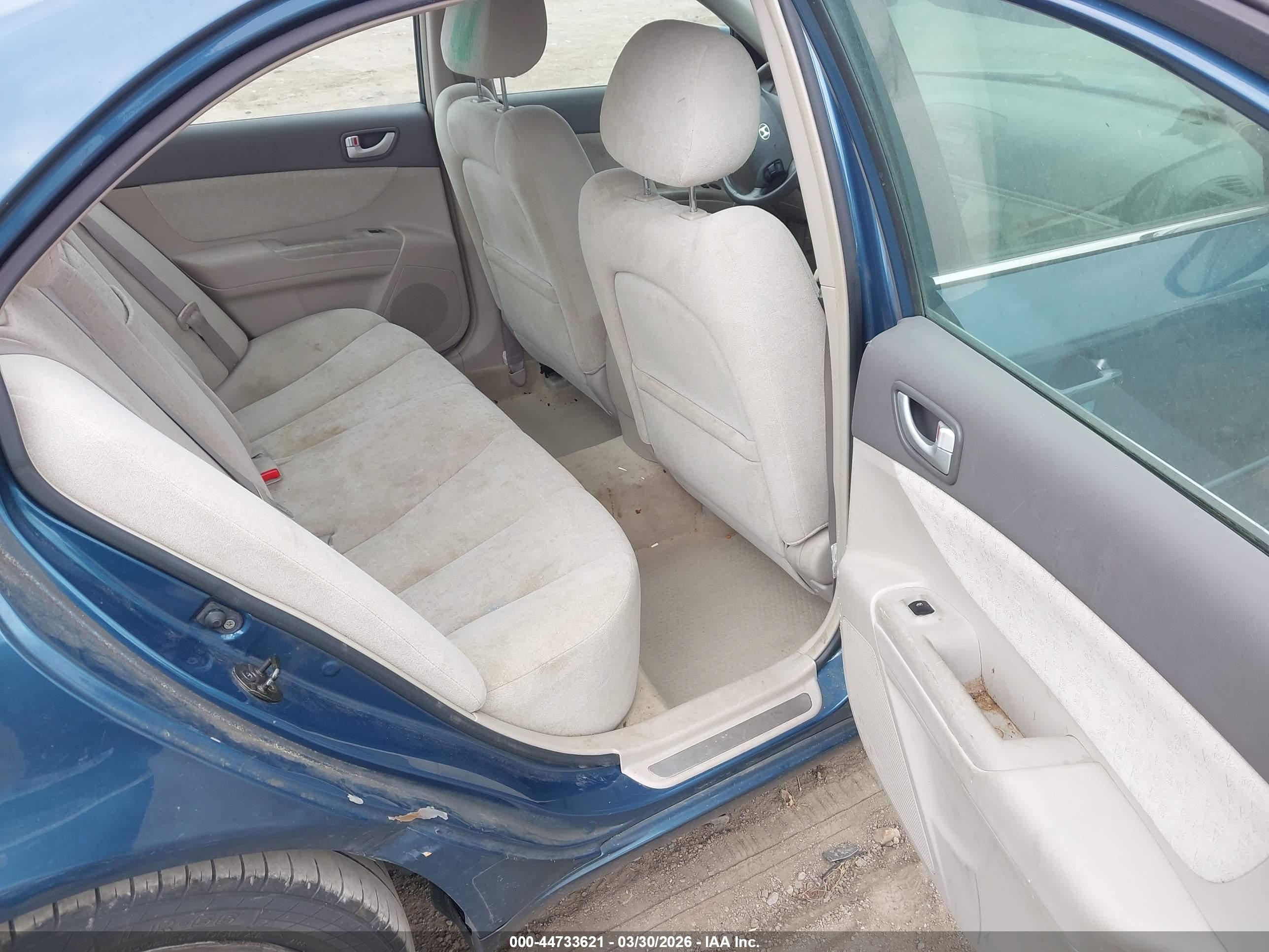 HYUNDAI SONATA image 8
