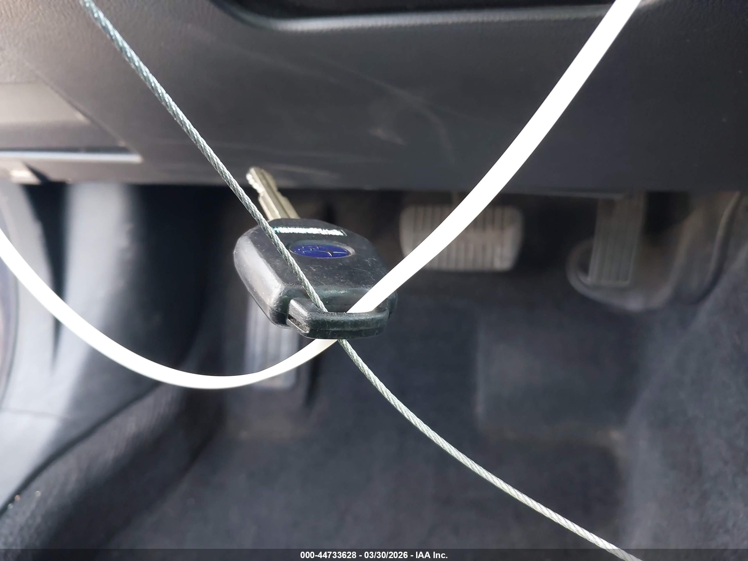 SUBARU OUTBACK image 11