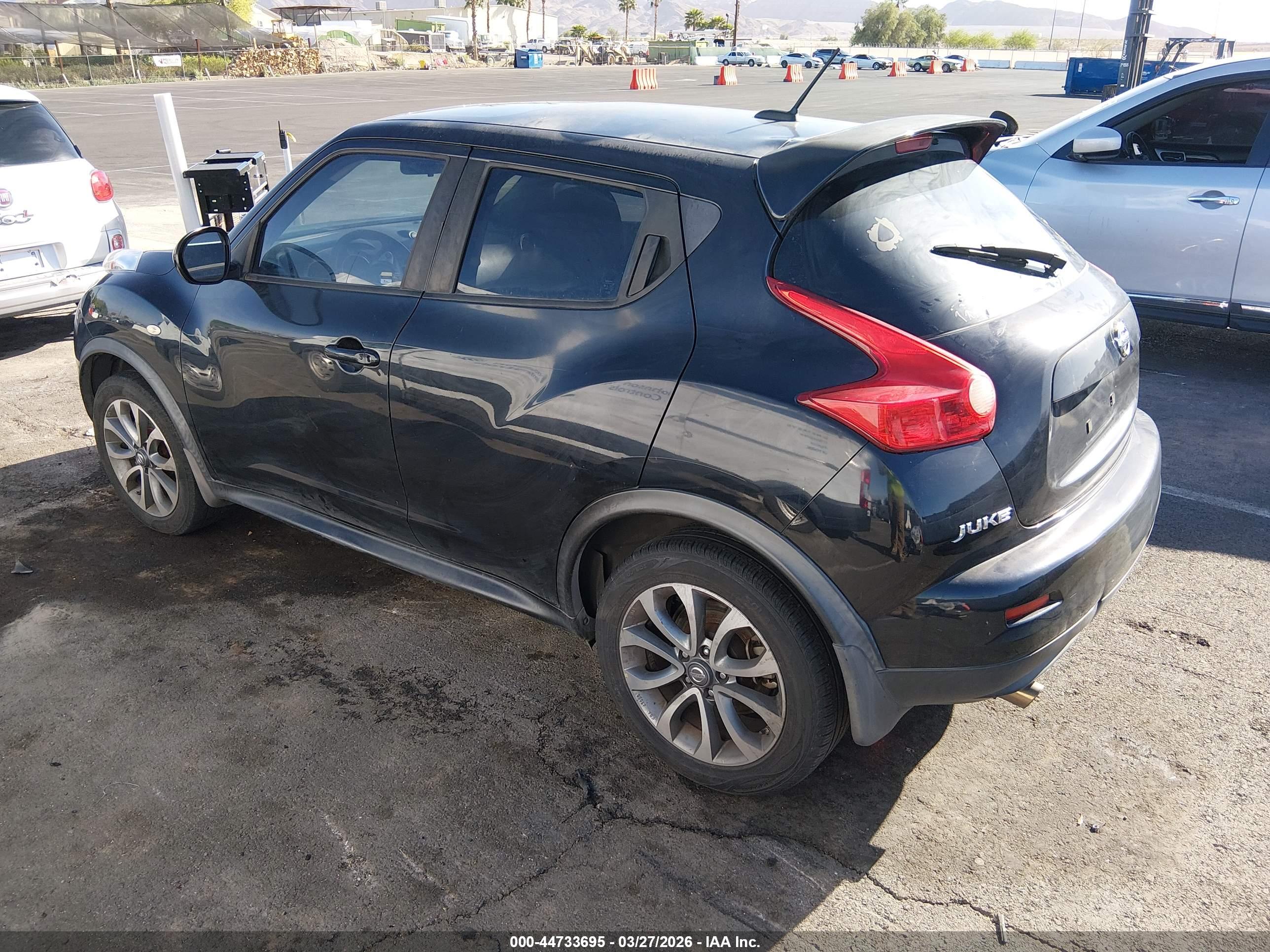NISSAN JUKE image 3